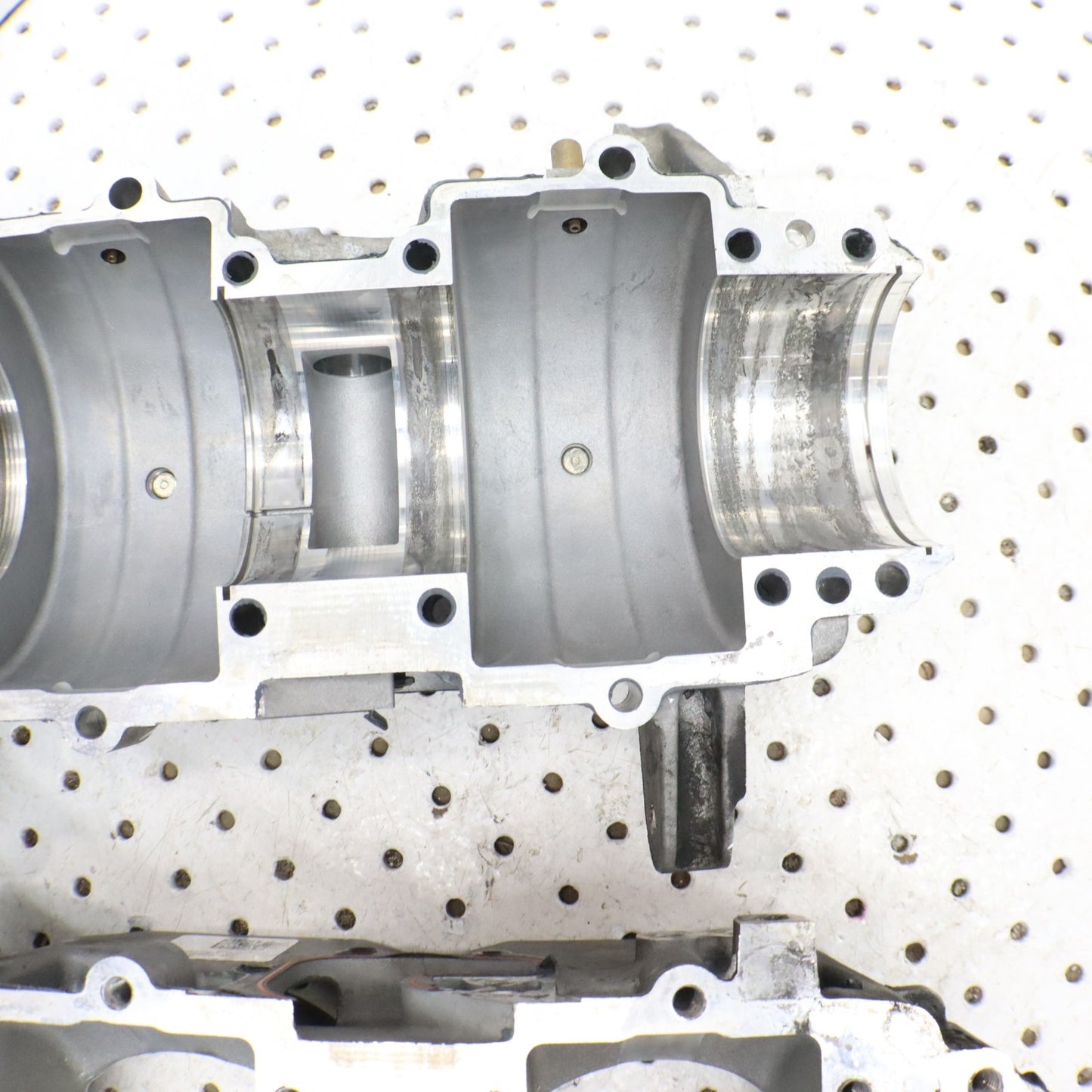 2016 Polaris Rush 800 Crankcase Engine Case Crank Case 2205651; 2207329 CORE