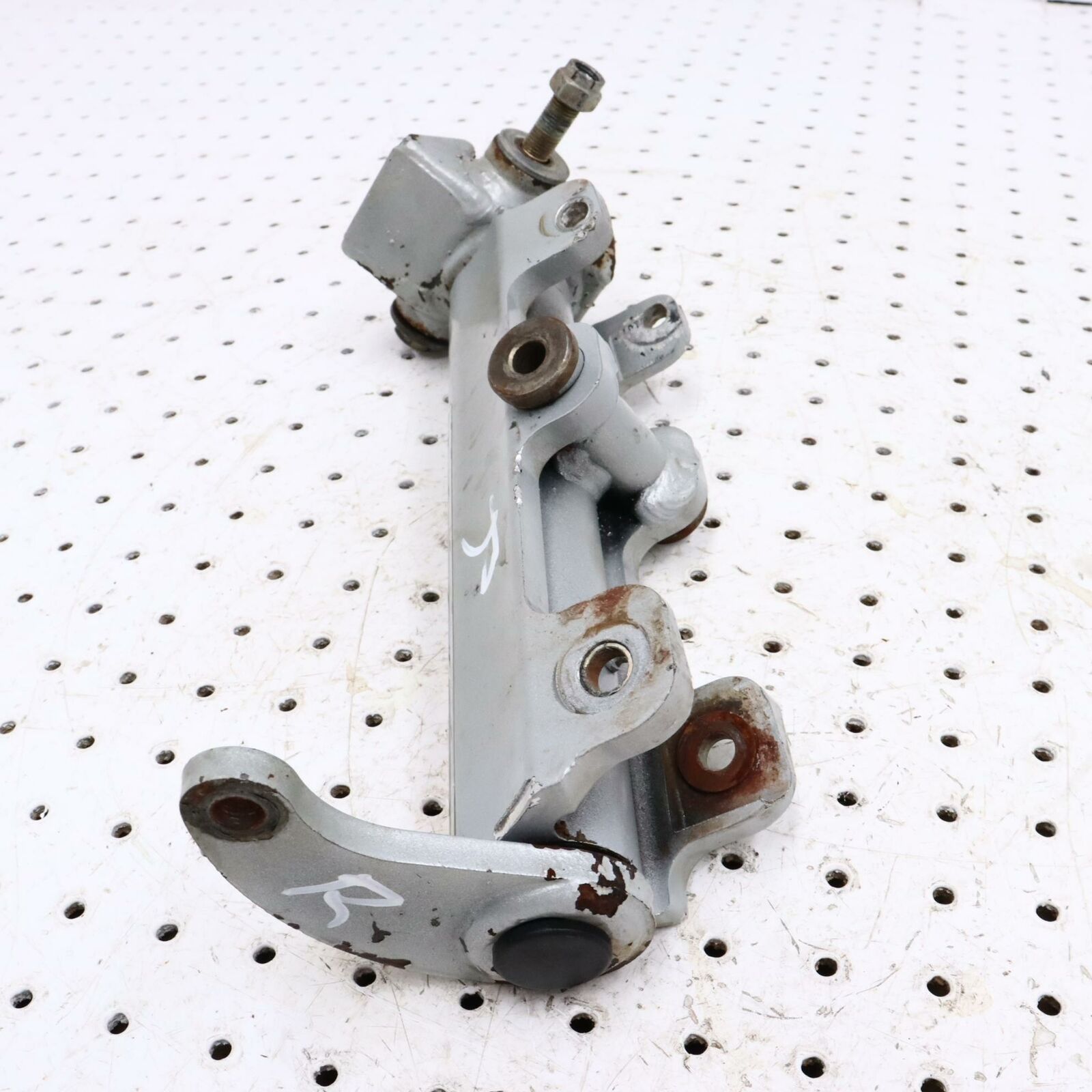 2002 ARCTIC CAT ZR 600 RIGHT FRONT STEERING ARM SPINDLE KNUCKLE 0703-855