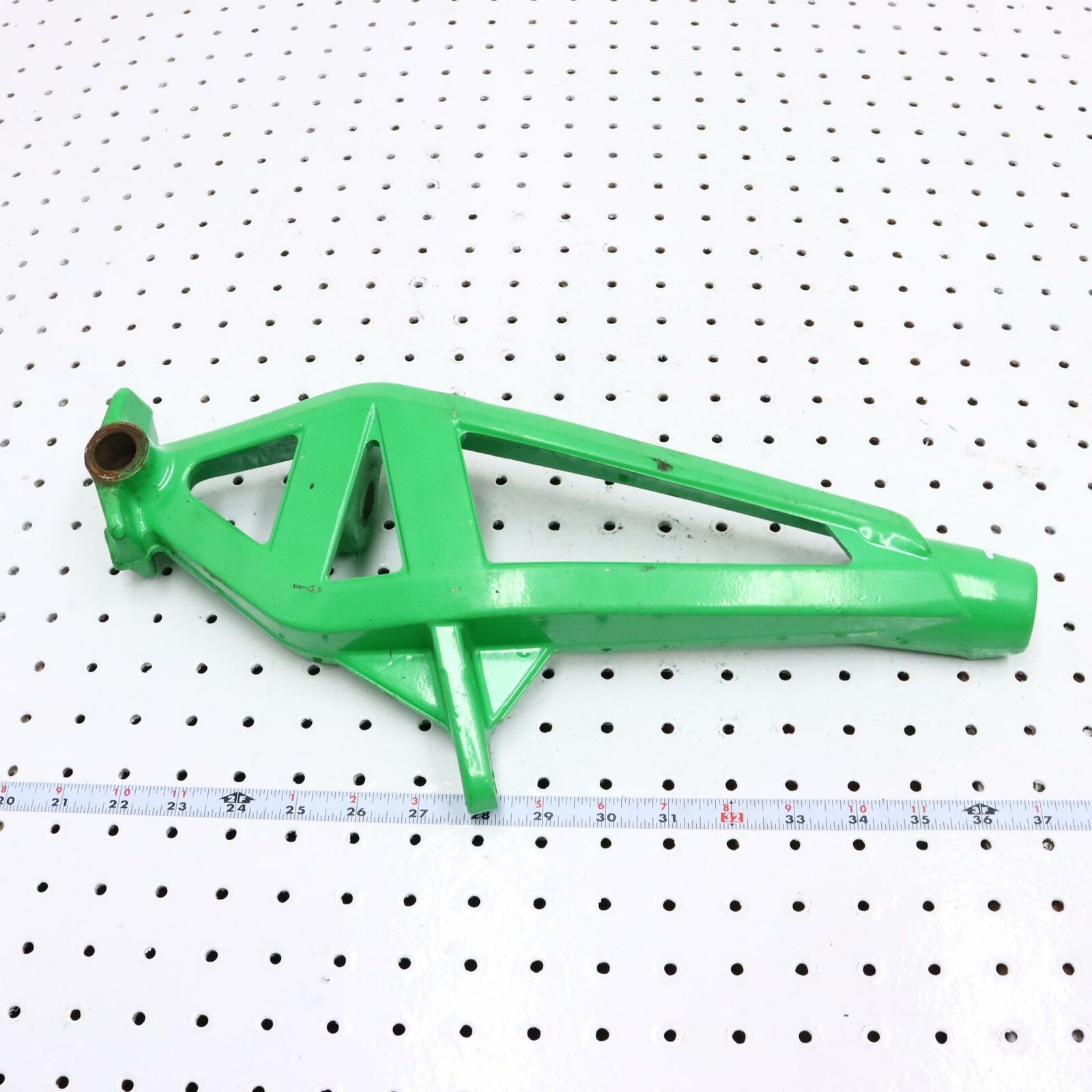 2012 ARCTIC CAT PROCLIMB M800 LEFT FRONT STEERING ARM SPINDLE KNUCKLE 2703-829