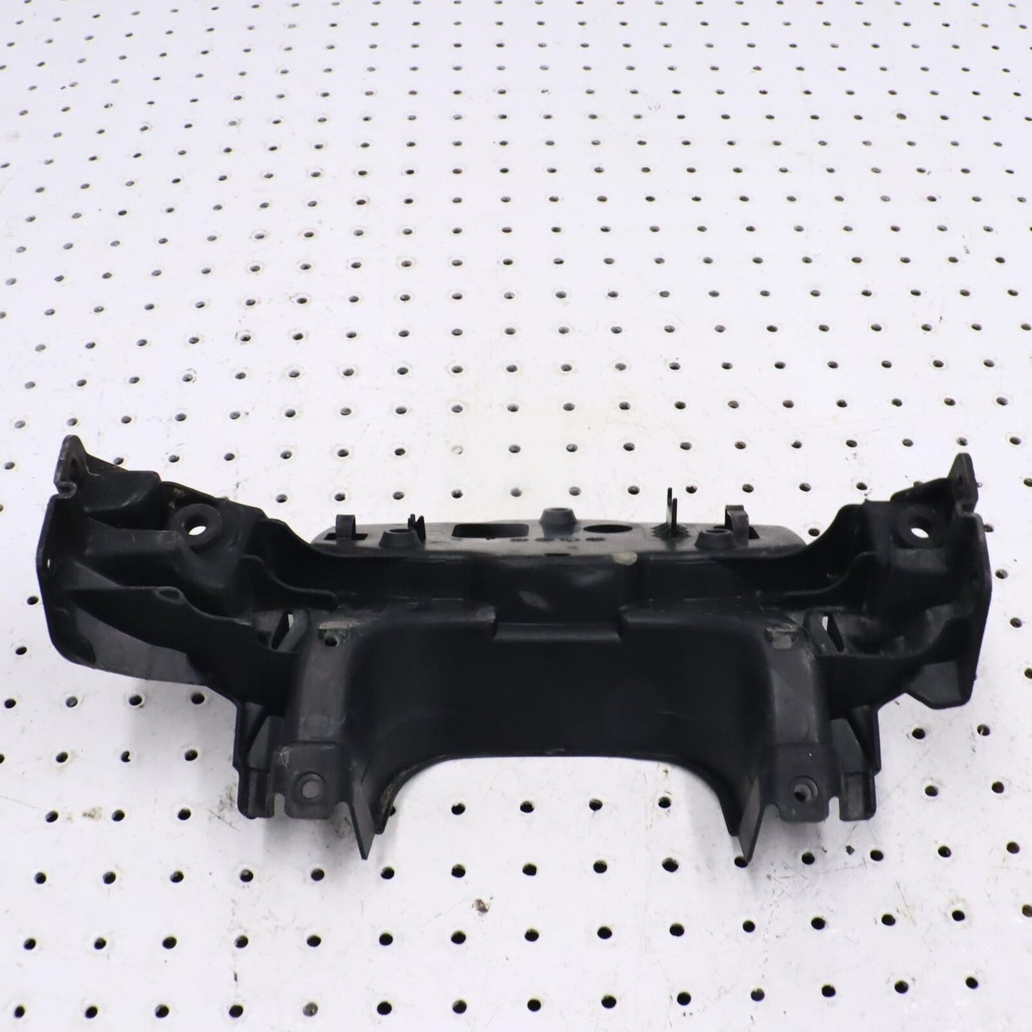 2013 YAMAHA GRIZZLY 700 SPEEDOMETER MOUNT 1HP-F837L-00-00 