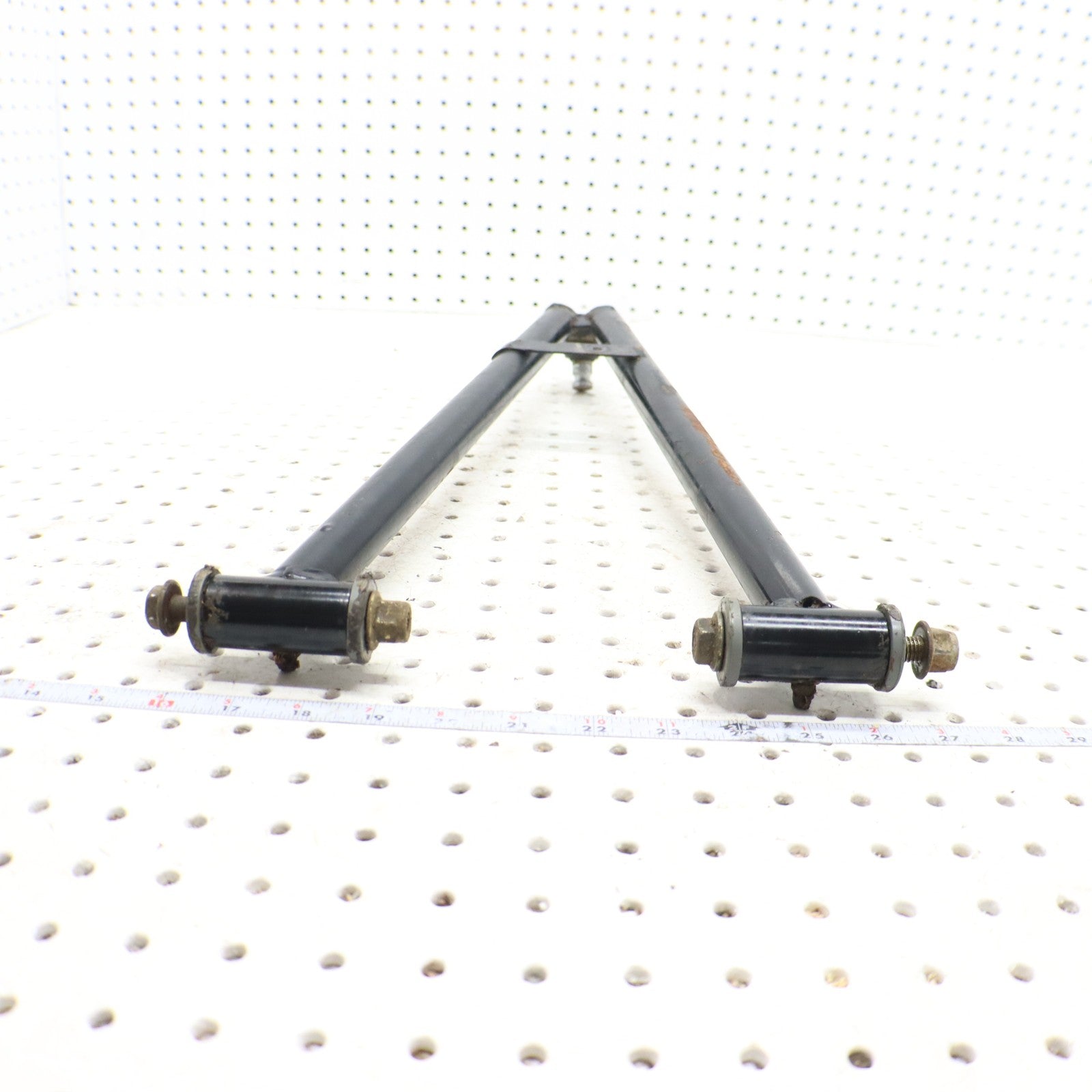 2009 Polaris Sportsman Xp 850 Front Lower Right Control Arm 1017157-067 1019811