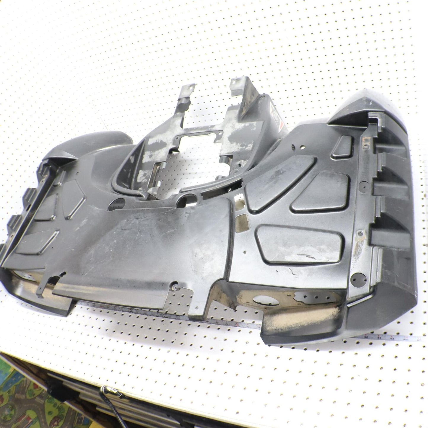 2013 POLARIS SPORTSMAN 550 REAR FENDER CAB 2635037-464 2637271-464