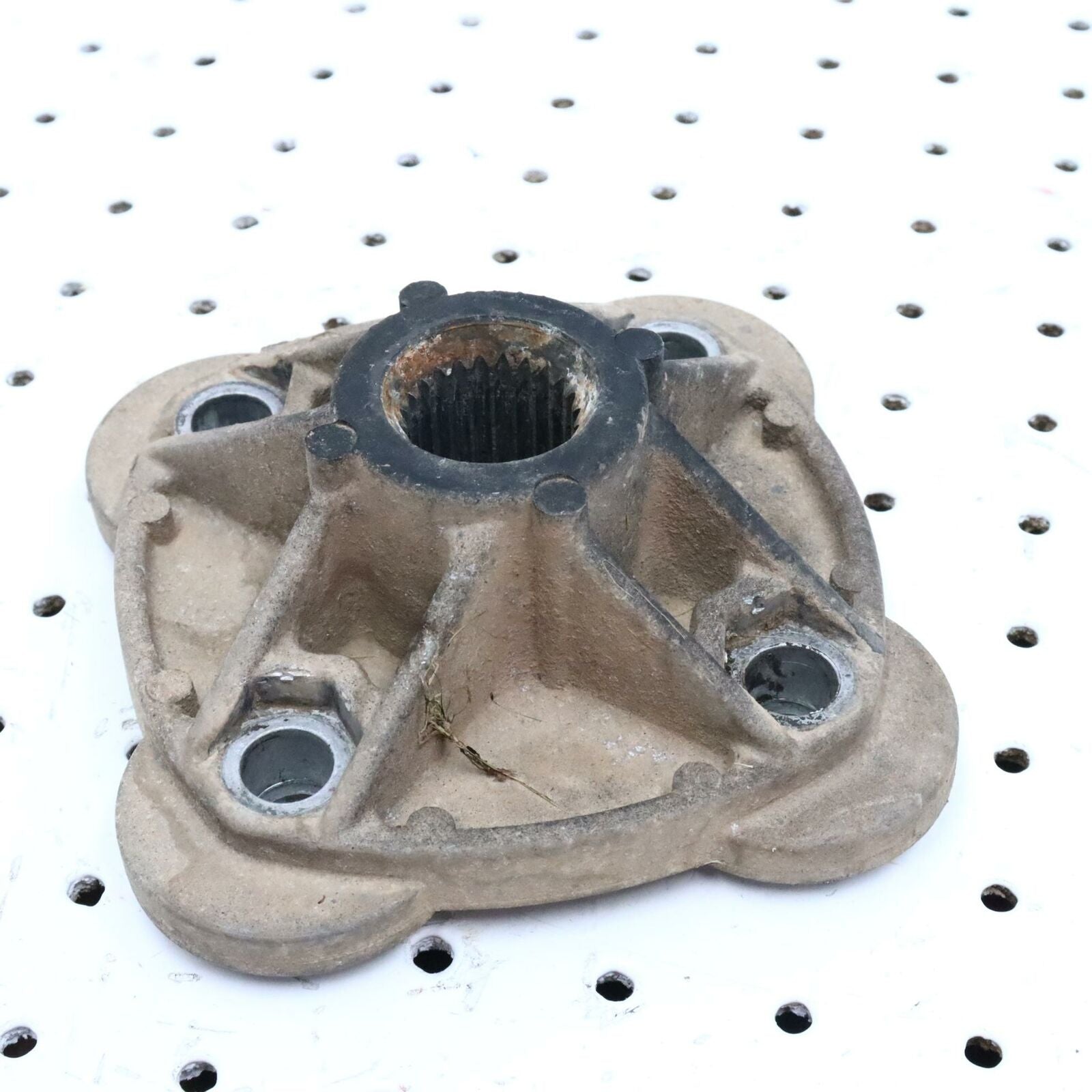 1996 POLARIS SCRAMBLER 400 REAR BACK WHEEL RIGHT OR LEFT HUB 5131284; 5144192