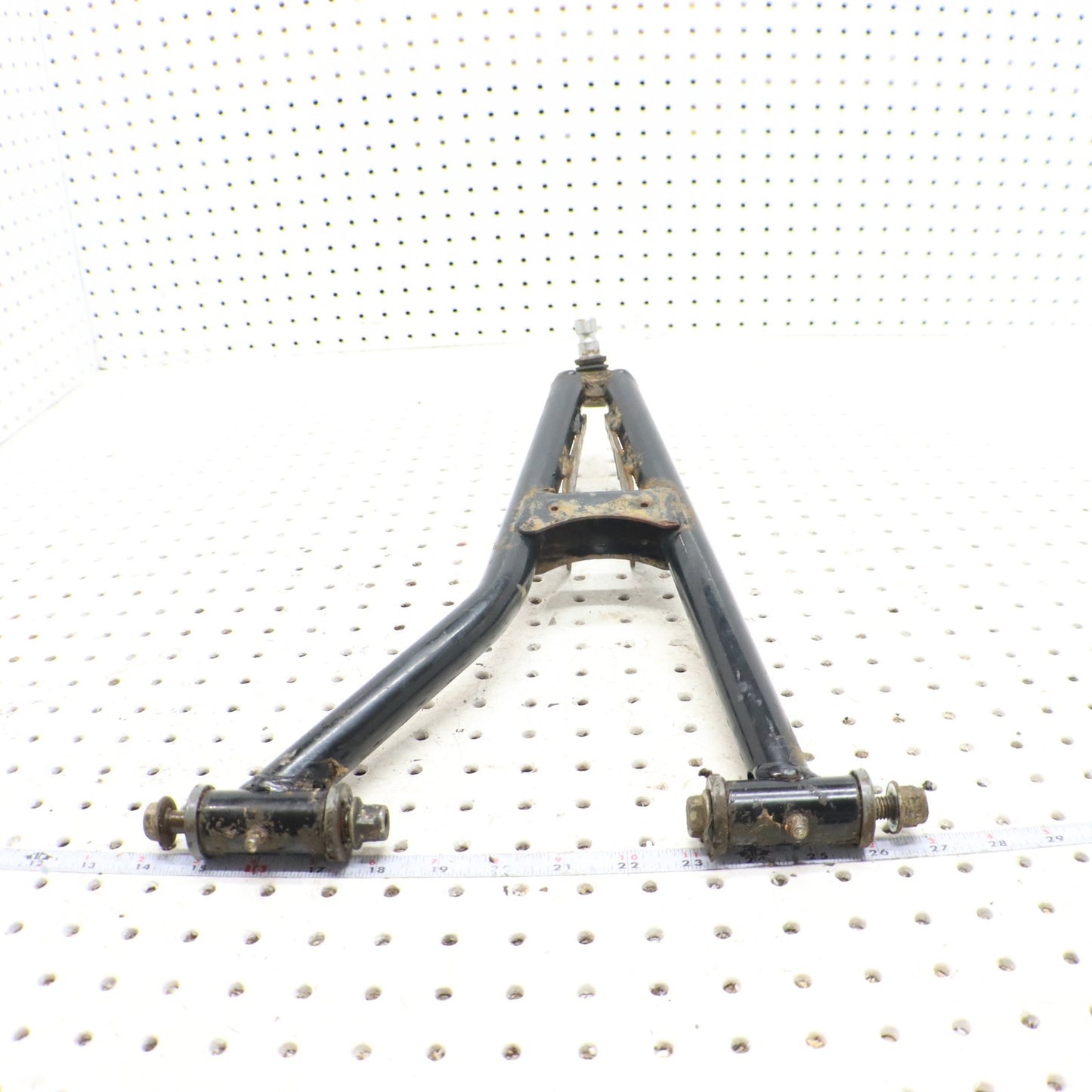 2009 Polaris Sportsman Xp 850 Front Upper Right Control Arm 1017261-067 1025618