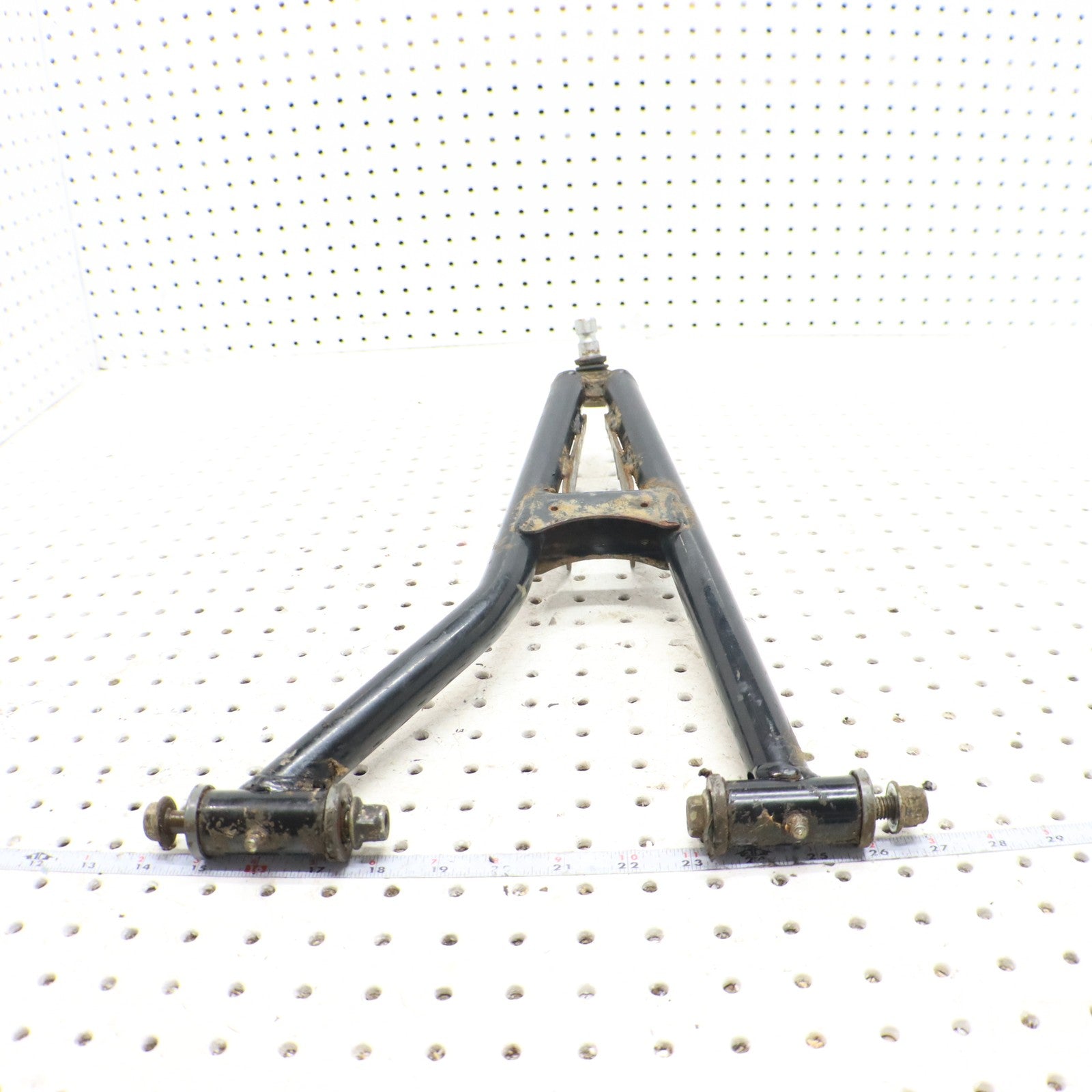 2009 Polaris Sportsman Xp 850 Front Upper Right Control Arm 1017261-067 1025618