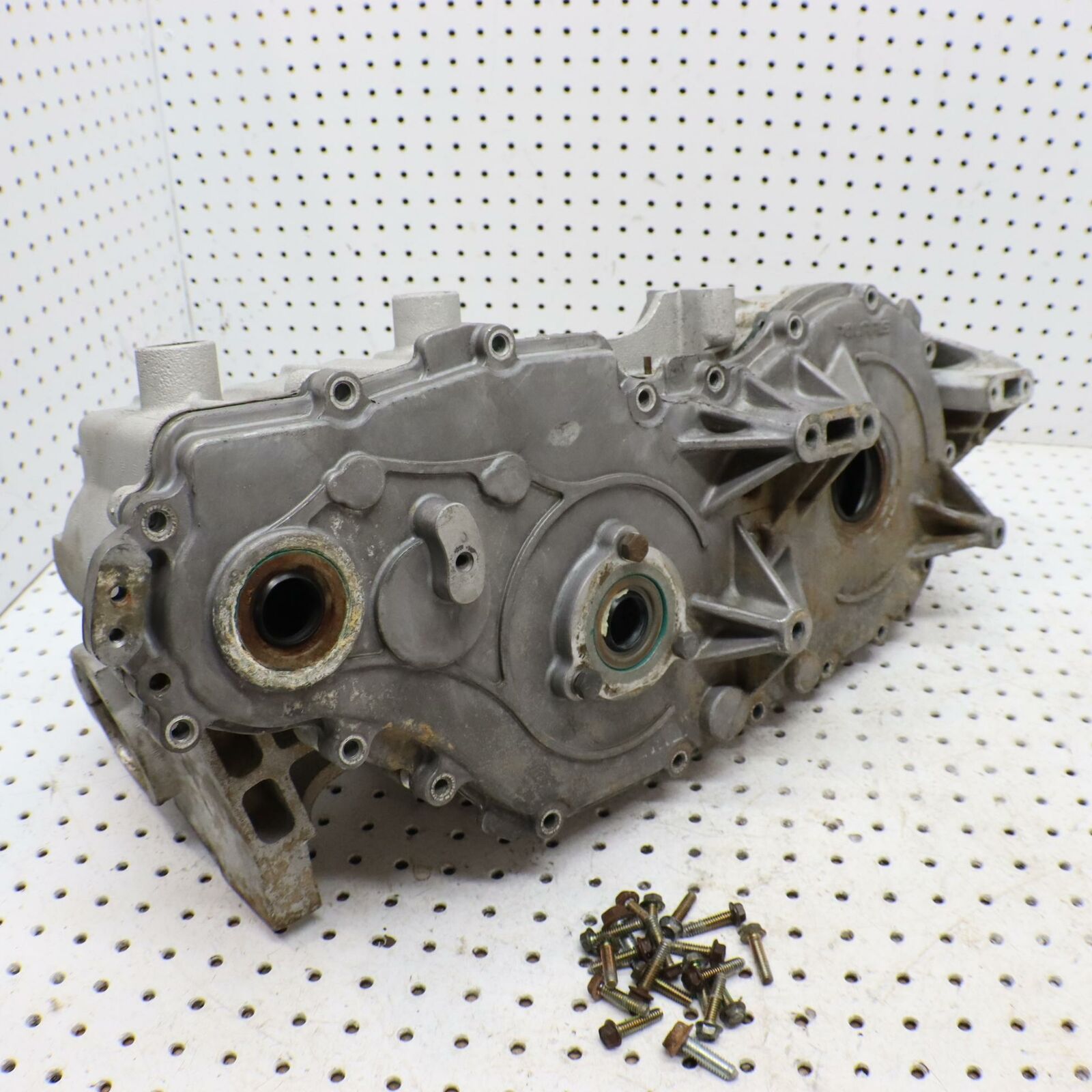 1999 POLARIS DIESEL 455 TRANSMISSION GEARCASE GEAR CASE 3233473; 3233487 