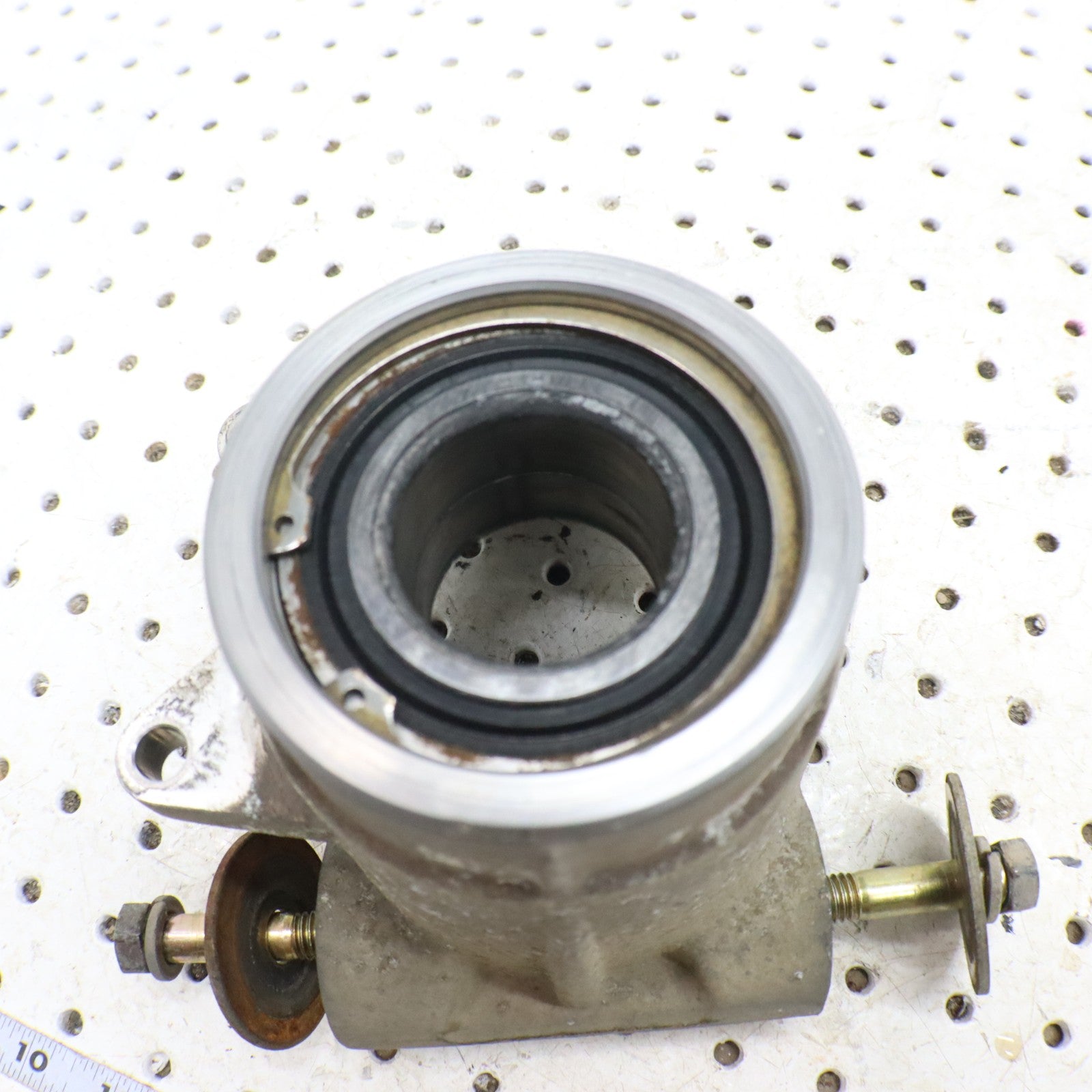 2008 Polaris Sportsman 800 Bearing Carrier Knuckle Rear 5135563