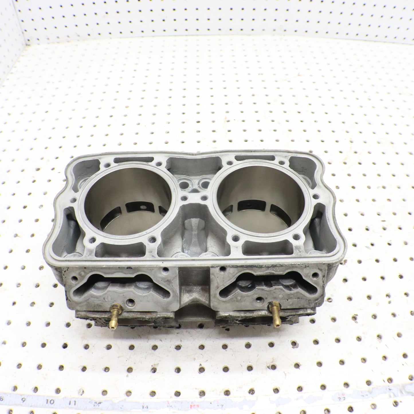 2017 Polaris Pro Rmk 800 Cylinder Jug 3022828 GOOD!