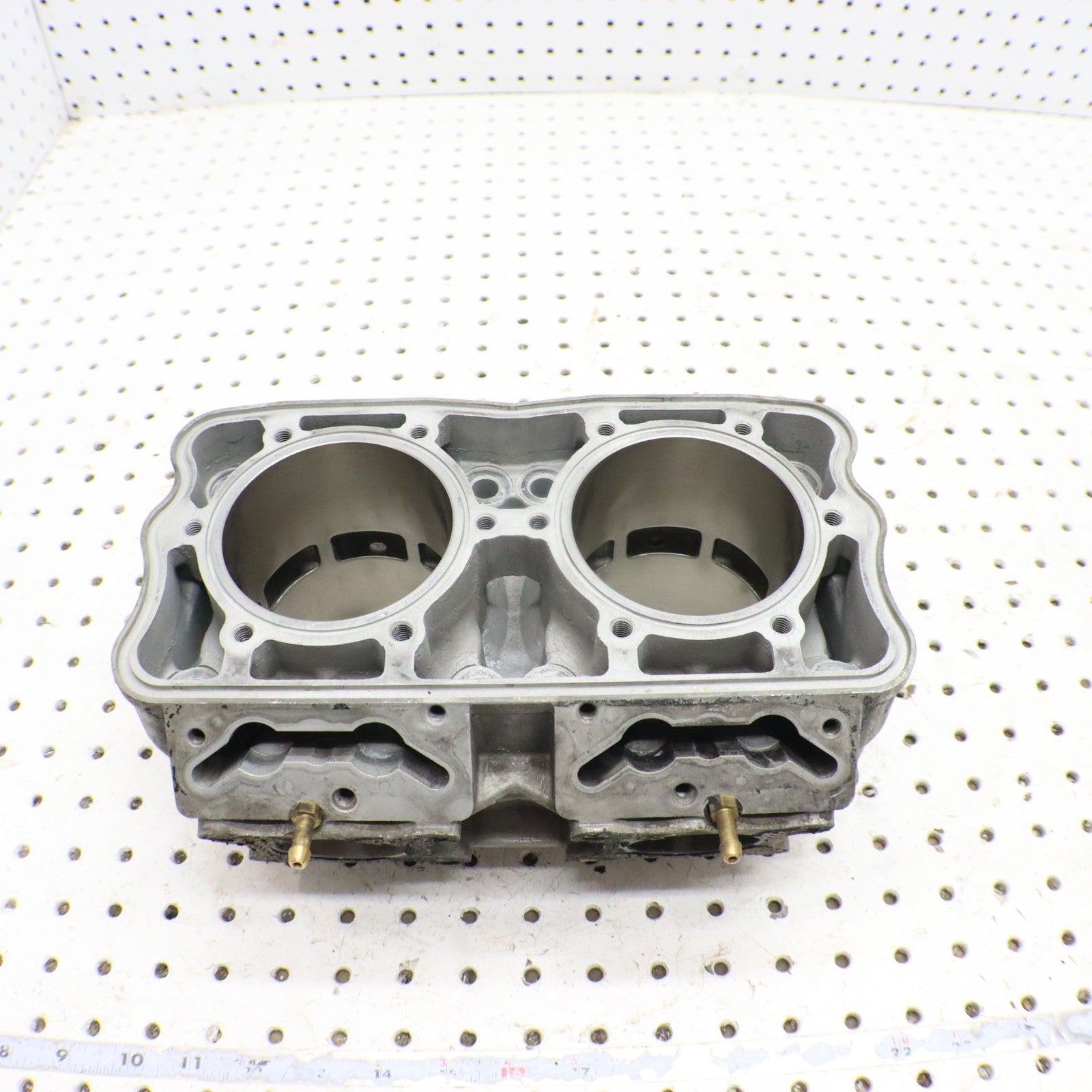 2017 Polaris Pro Rmk 800 Cylinder Jug 3022828 GOOD!