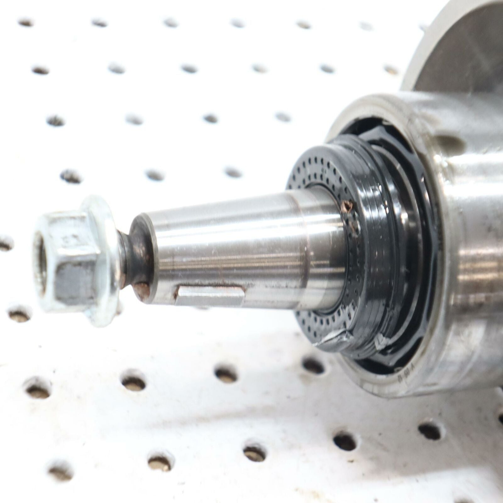 2006 POLARIS RMK 700 ENGINE MOTOR CRANKSHAFT CRANK SHAFT  2203617 core