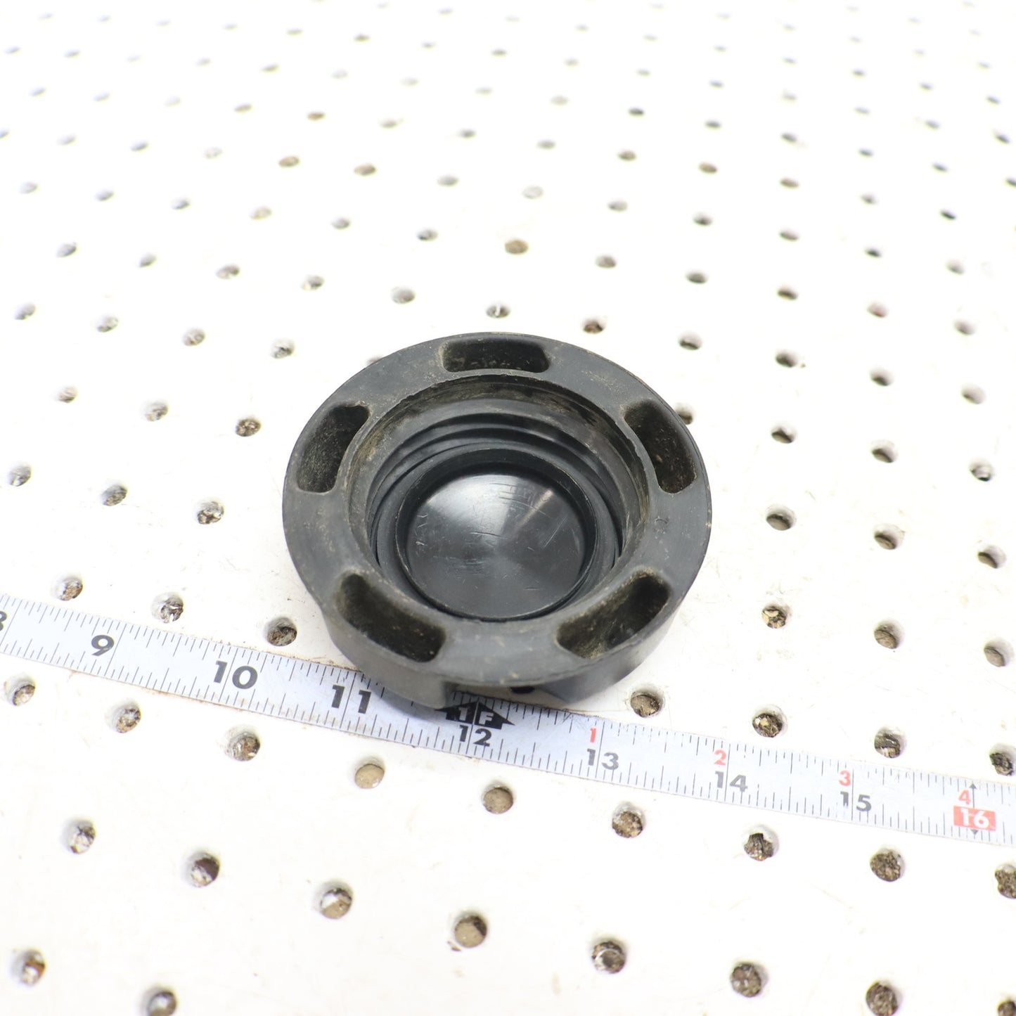 2009 Polaris Sportsman Xp 850 Gas Tank Cap Cover Lid 5433687; 5450389