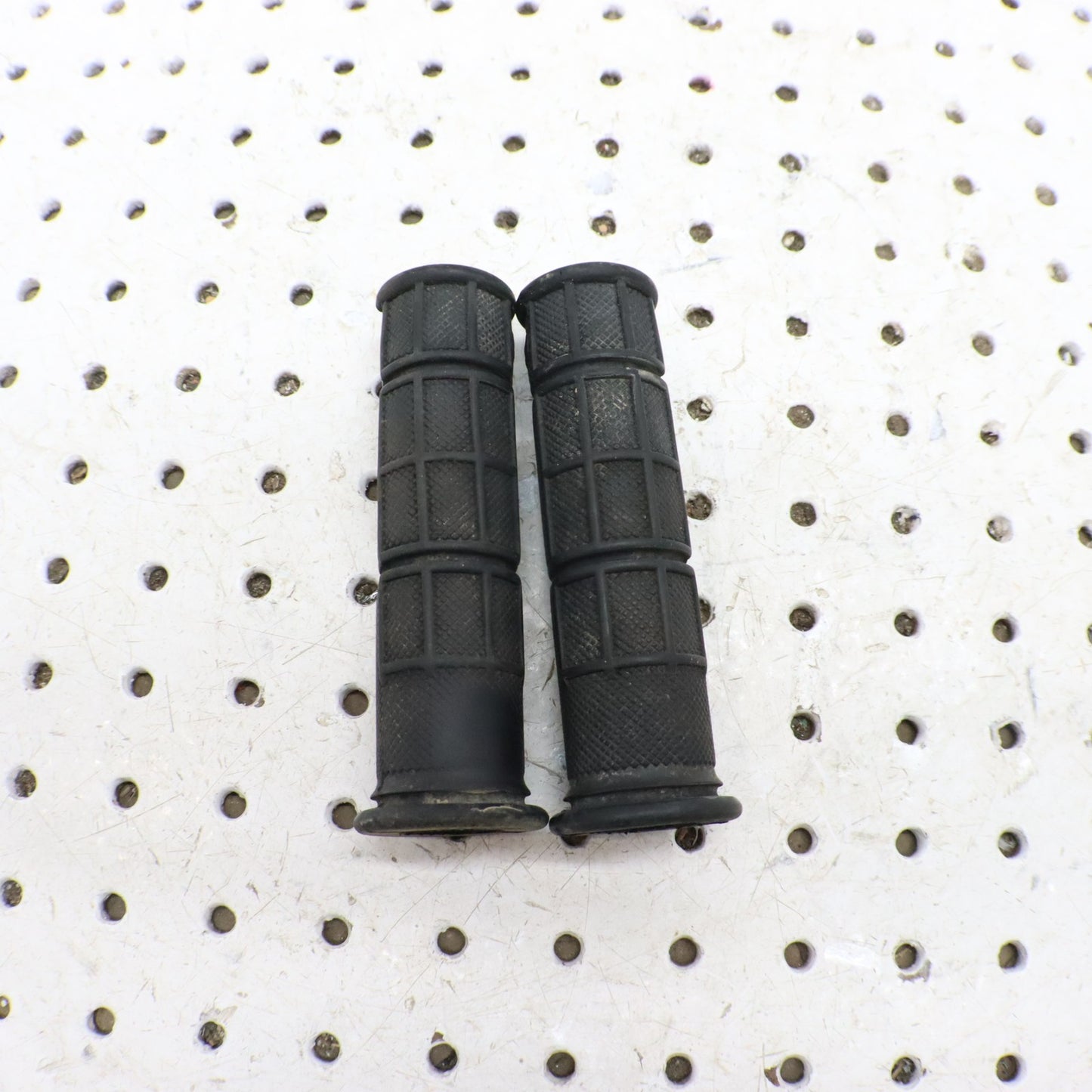 2009 Polaris Sportsman 800 Handlebar Grips 5413578-070