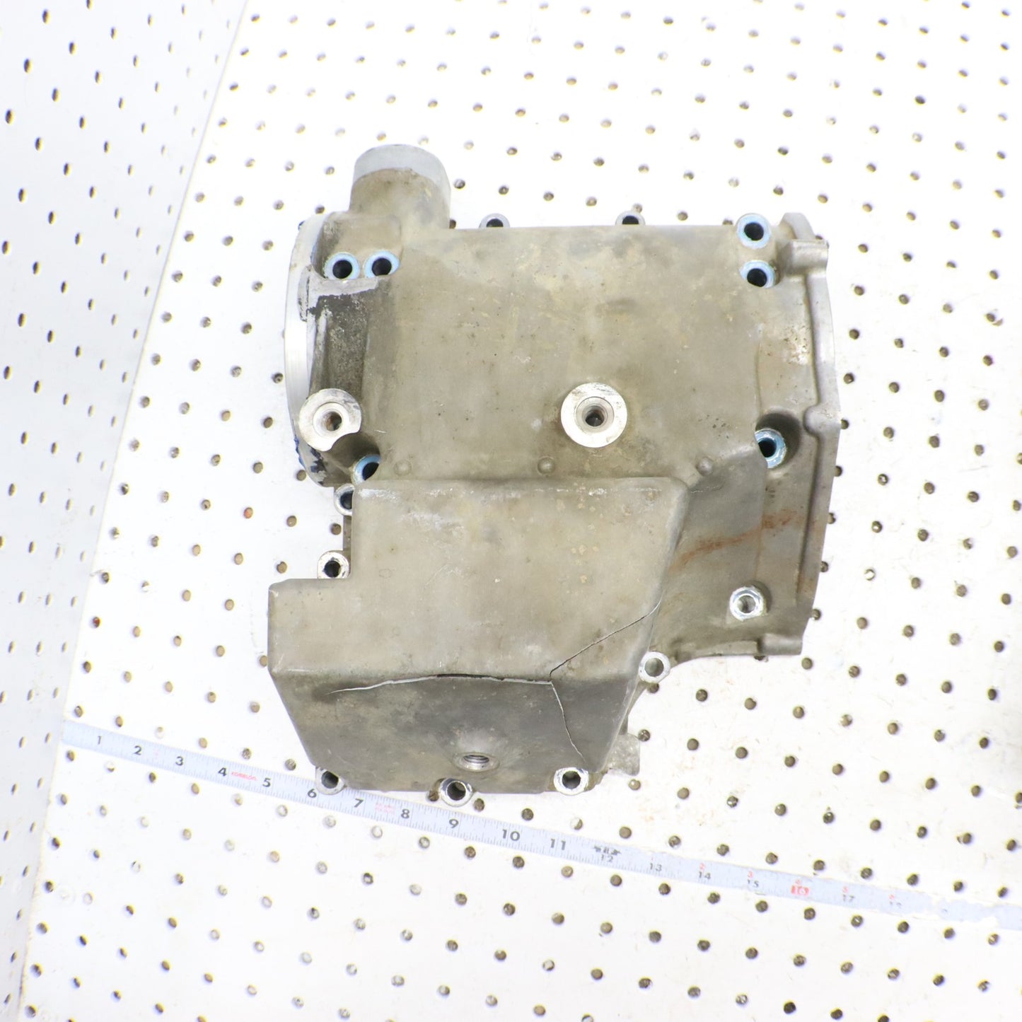 2009 Polaris Sportsman 800 Crankcase Engine Case 2203300 CRACKED !