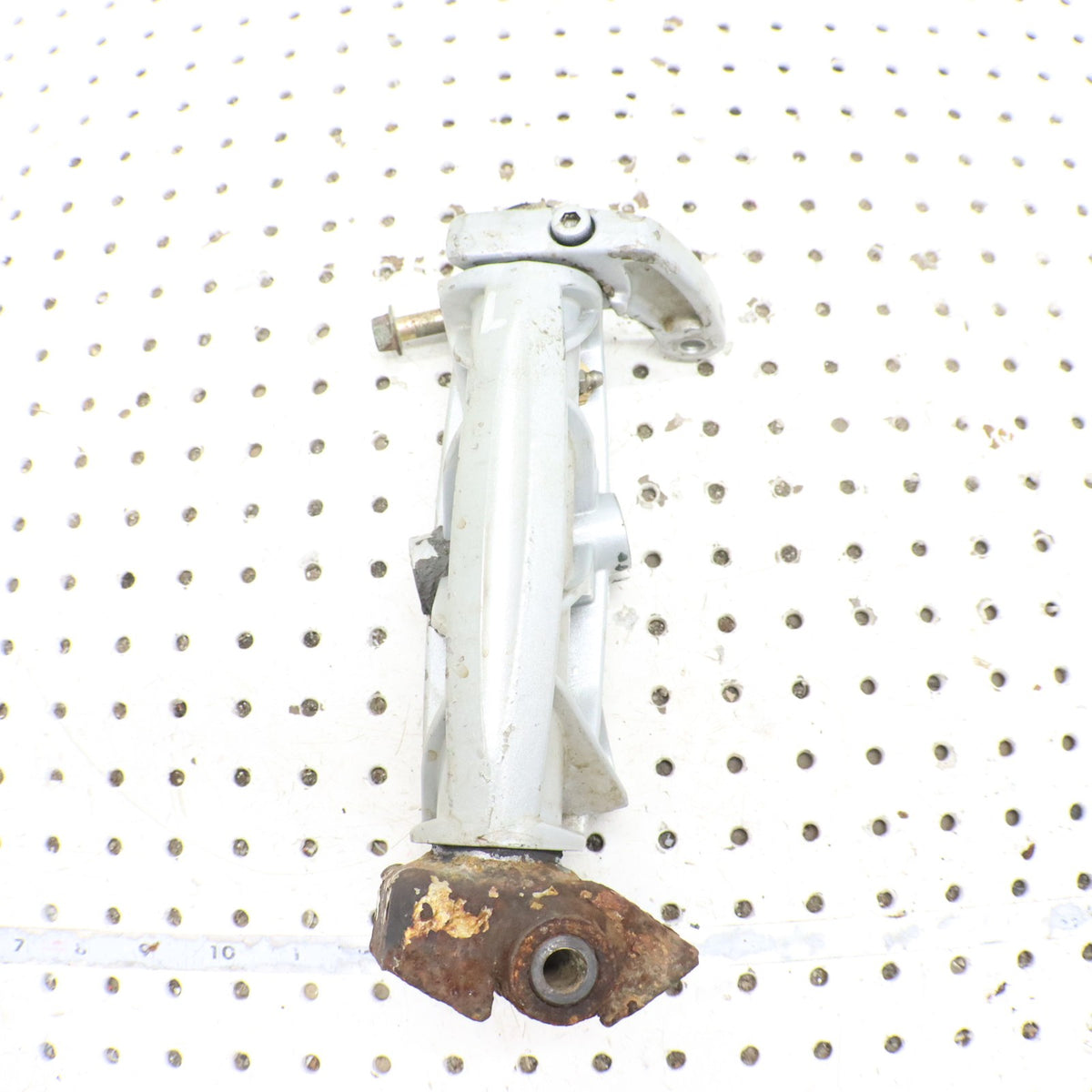 2007 Arctic Cat F6 Spindle Left 2703-221