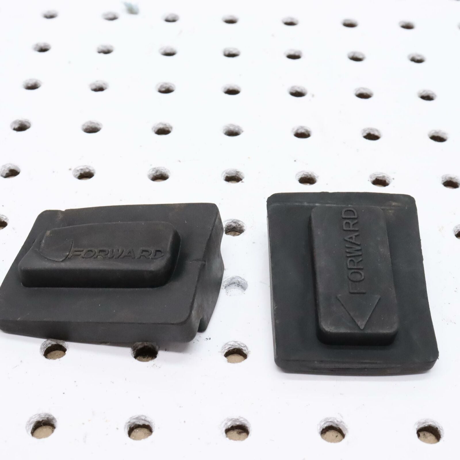2007 POLARIS IQ 600 RADIATOR RUBBER MOUNT 5412513