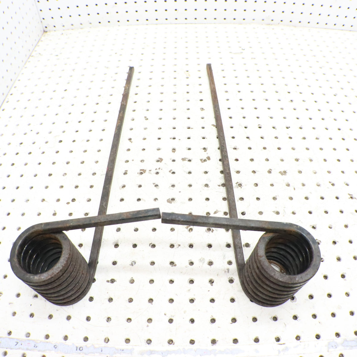 2007 Arctic Cat F6 L & R Rear Suspension Torsion Springs 1704-504; 1704-505