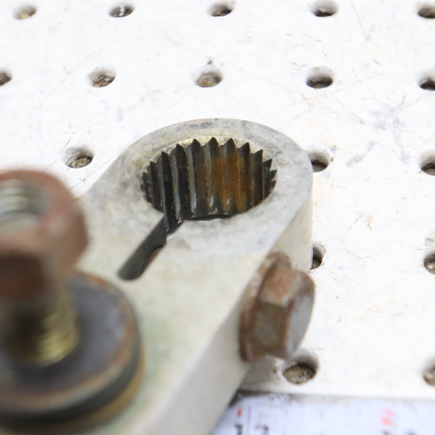 2007 Polaris Iq 600 Rear Arm 1541967; 3514331; 5134046