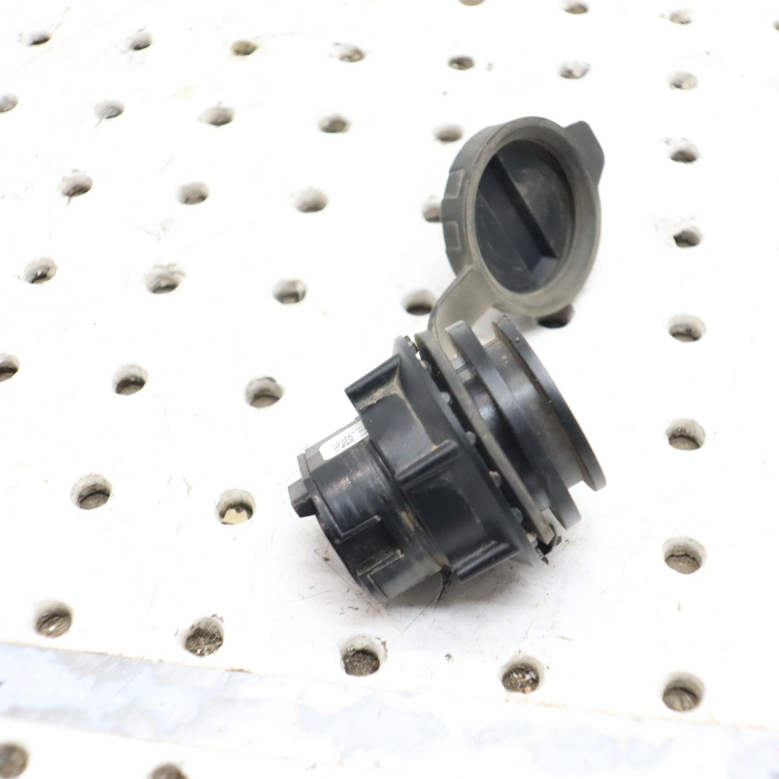 2024 Polaris Sportsman 570 Efi Eps 12v CHARGE PORT 2415295