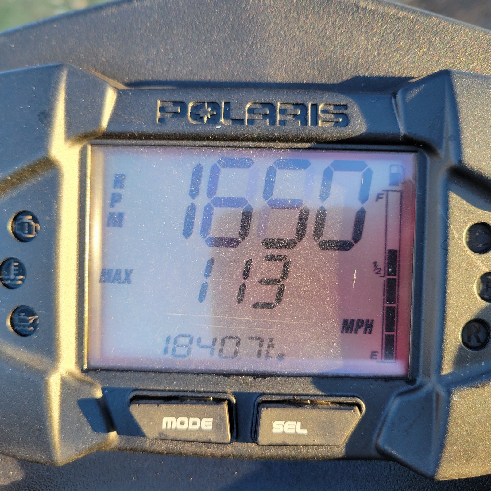 2016 Polaris Rush 800 Gauge Speedometer Display 2412901 148.1 HRS 4624 MIELS