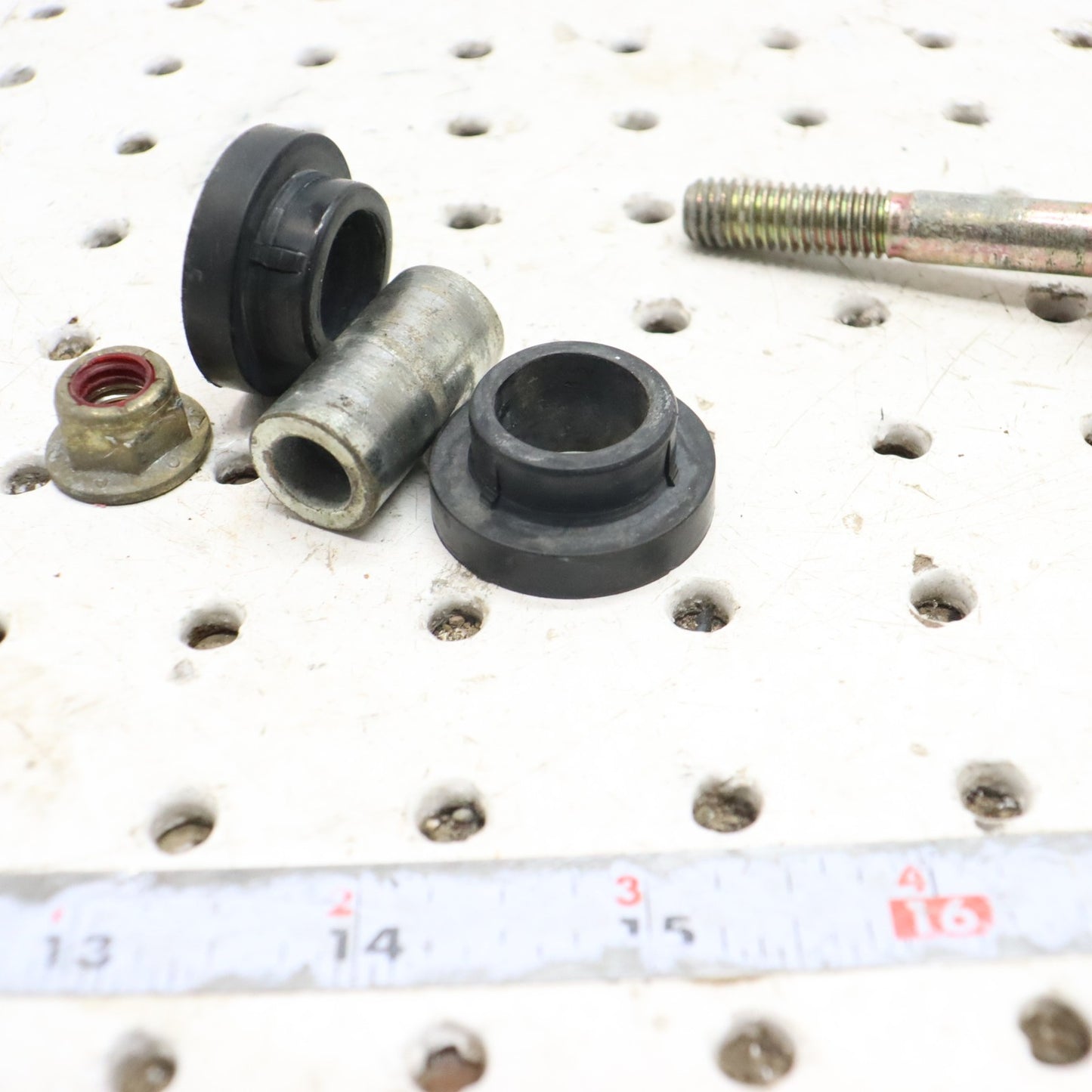2007 Polaris Iq 600 Shock Bushing Bolt Spacer 1700036; 1700079; 7518554