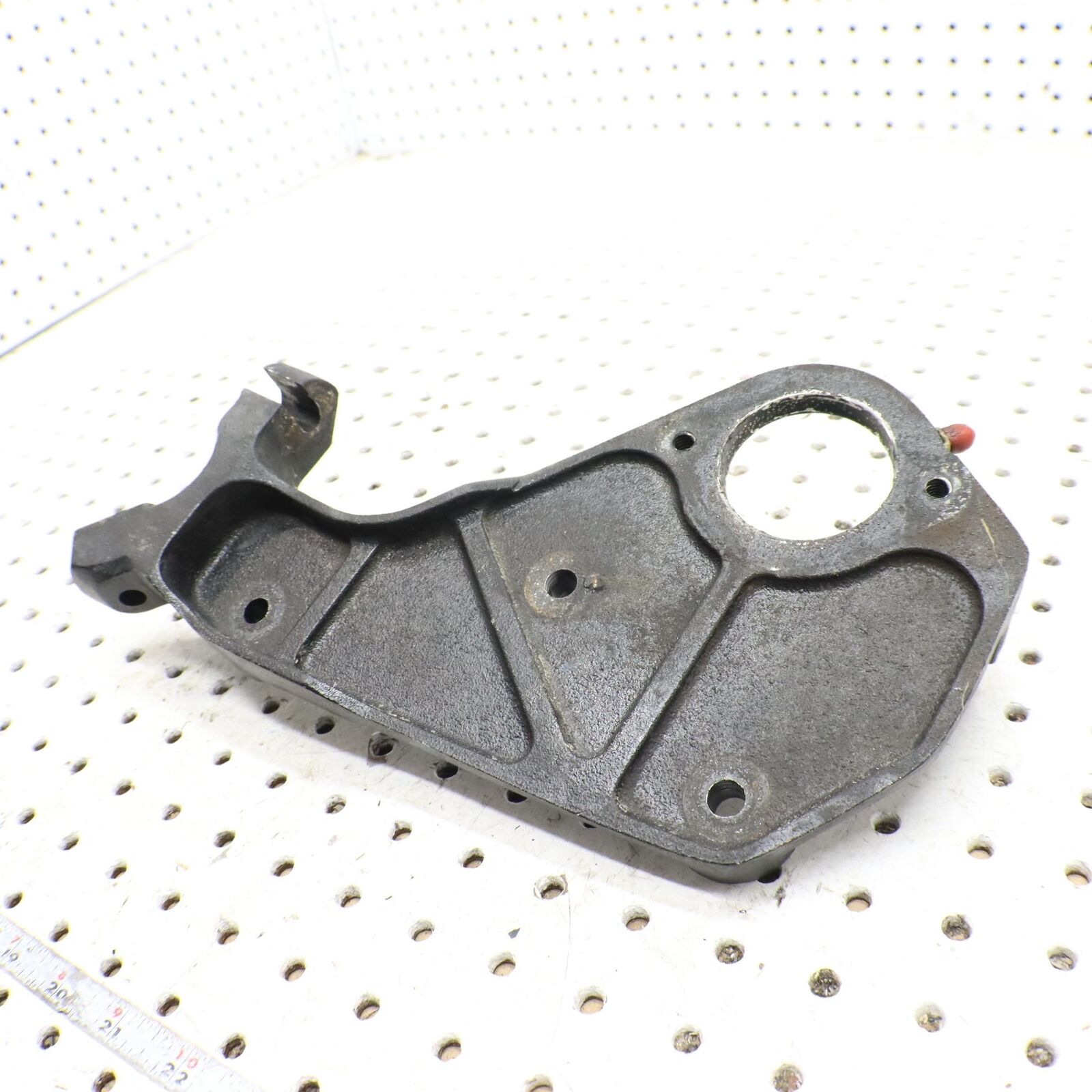 2002 ARCTIC CAT ZR 600 ENGINE MOTOR MOUNT BRACKET  0708-140