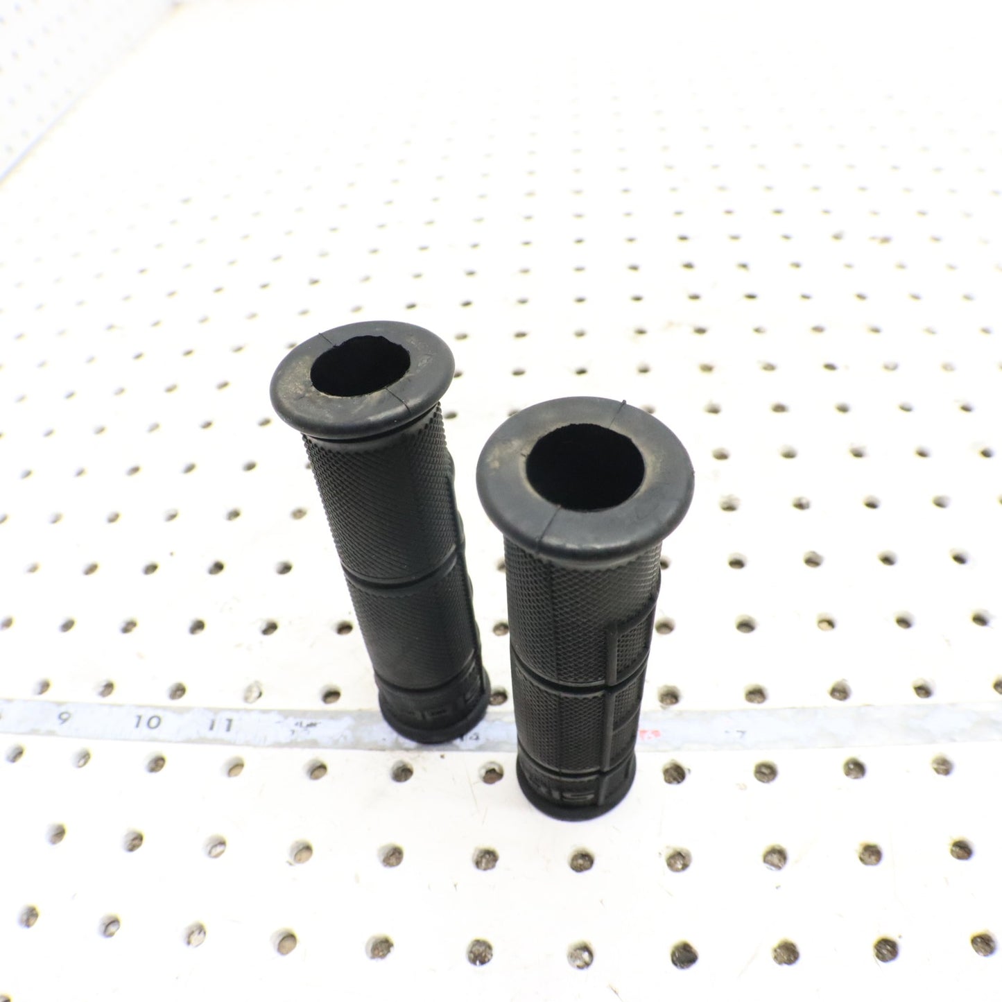 2012 Polaris Sportsman 500 Handlebar Grips 5413578-070