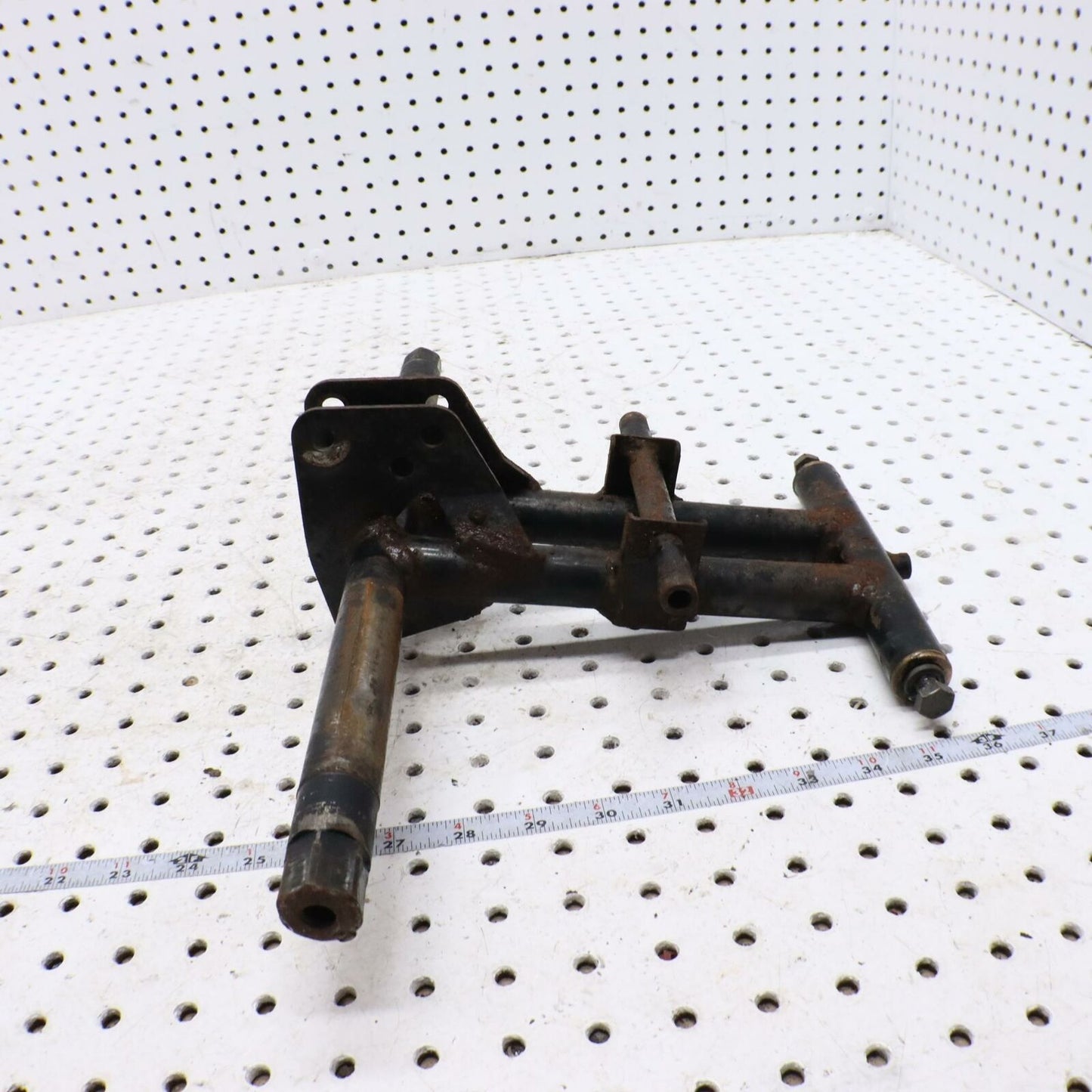 2002 ARCTIC CAT ZR 600 REAR IDLER TORQUE ARM  0704-729