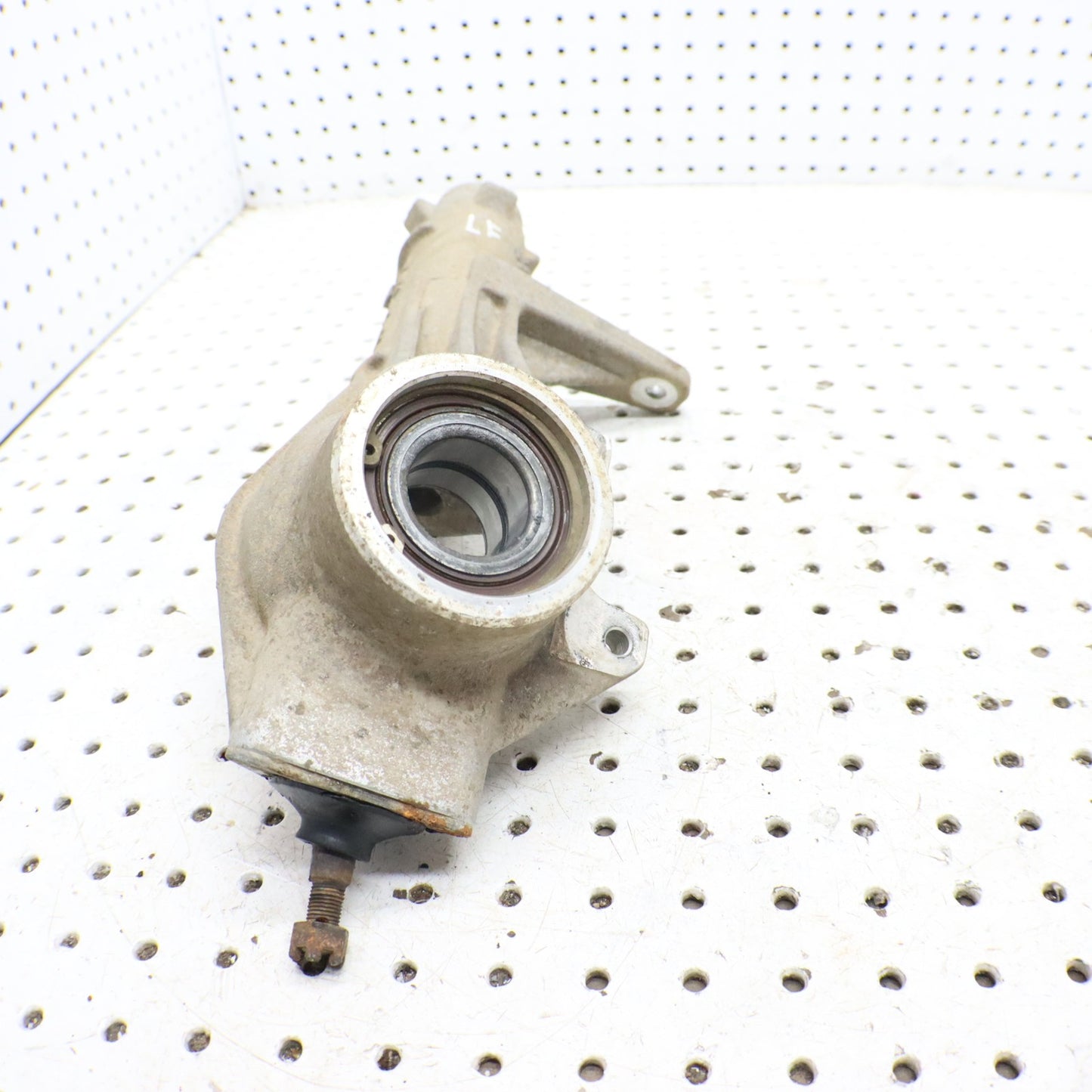 2004 Polaris Sportsman 500 Front Hub Strut LEFT 5132301 1822653