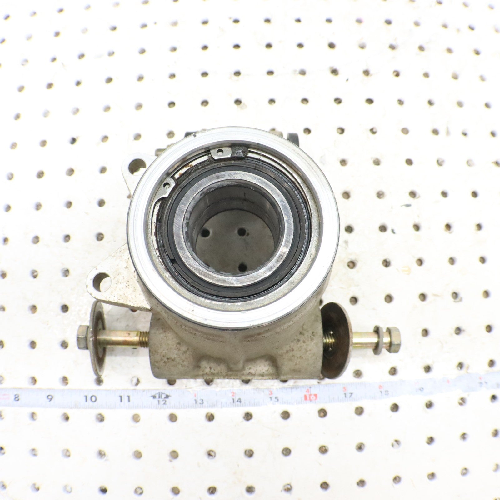 2008 Polaris Sportsman 800 Bearing Carrier Knuckle Rear 5135563