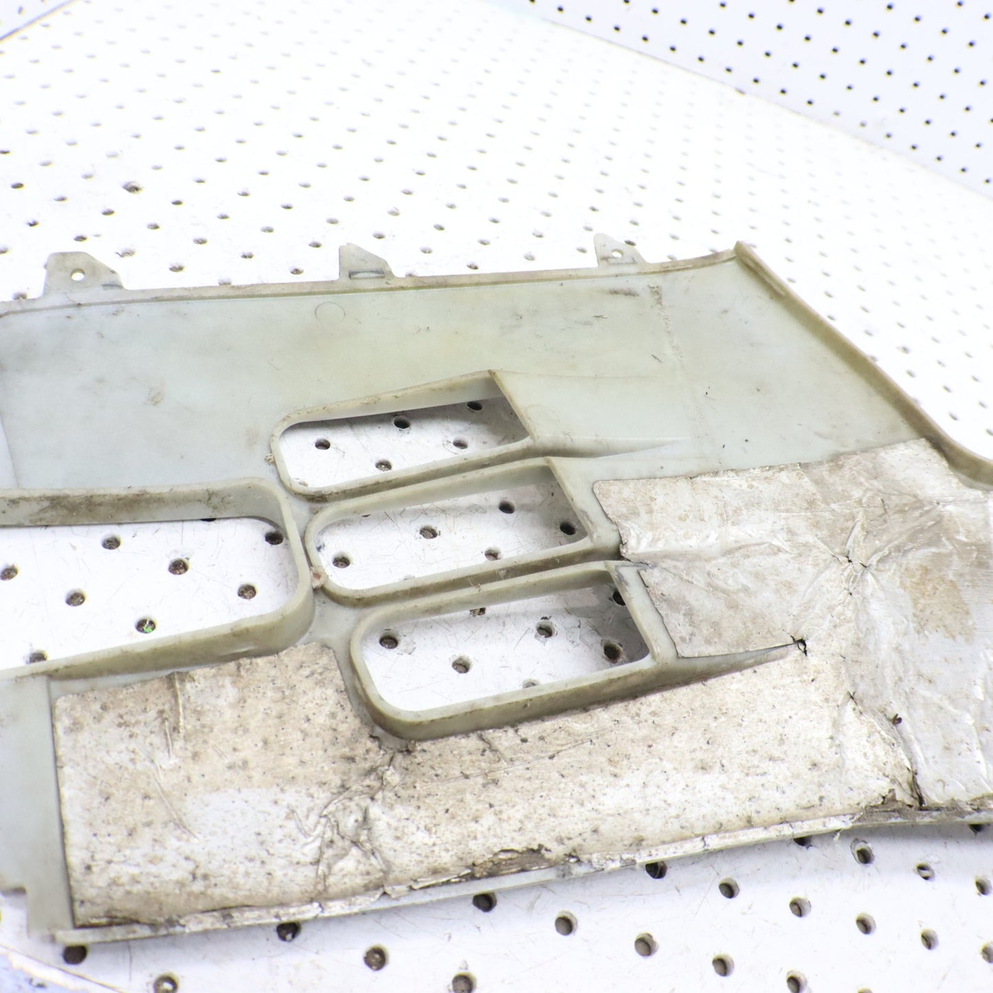 2003 Polaris Sportsman 600 Side Panel Cover Right 2632471-382