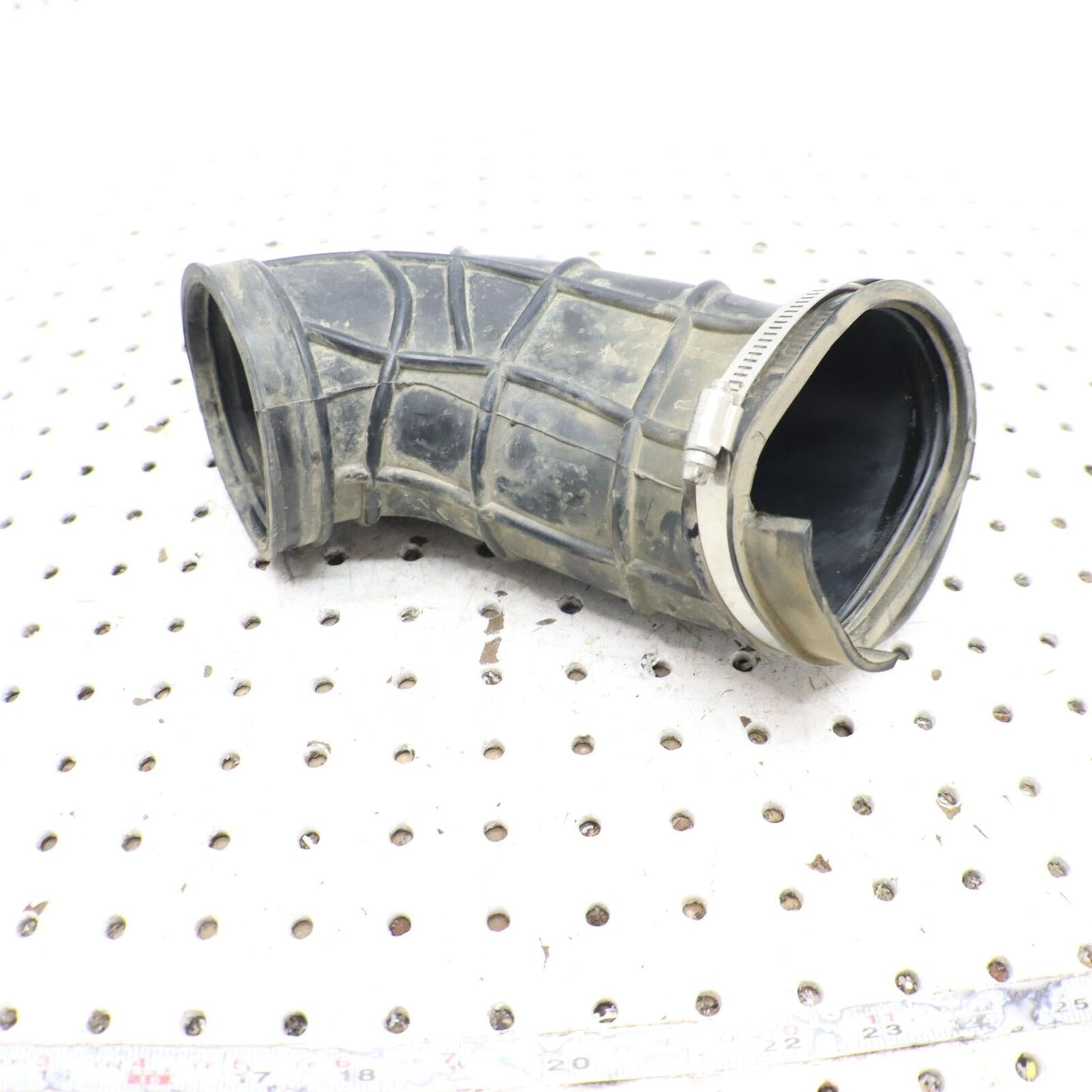 2009 POLARIS SPORTSMAN XP 850 AIRBOX INTAKE DUCT BOOT THROTTLE BODY BOOT 5413125