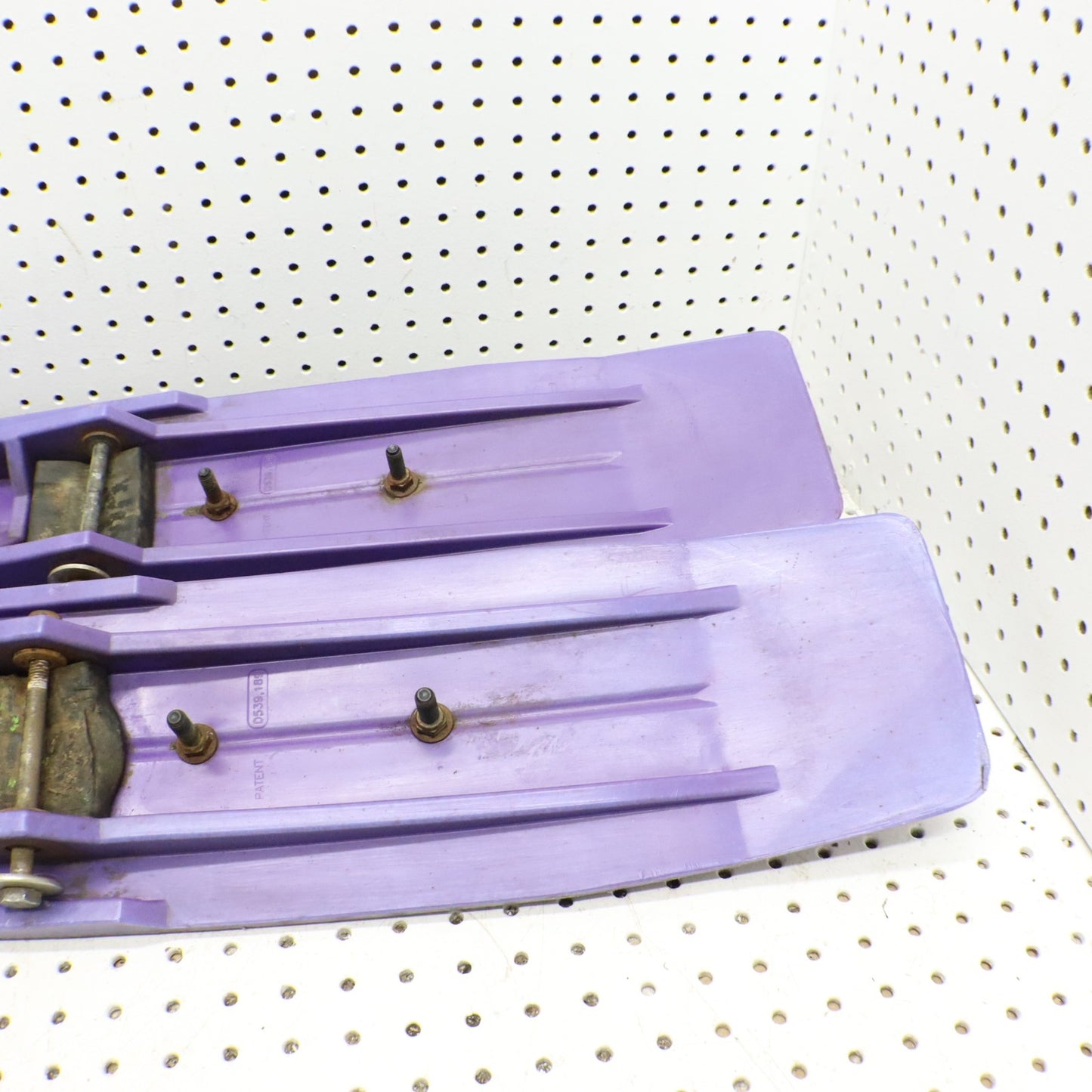 2016 Arctic Cat M8000 7" SLYDOG POWDERHOUND Skis , LOOPS , CARBIDES , MOUNTS