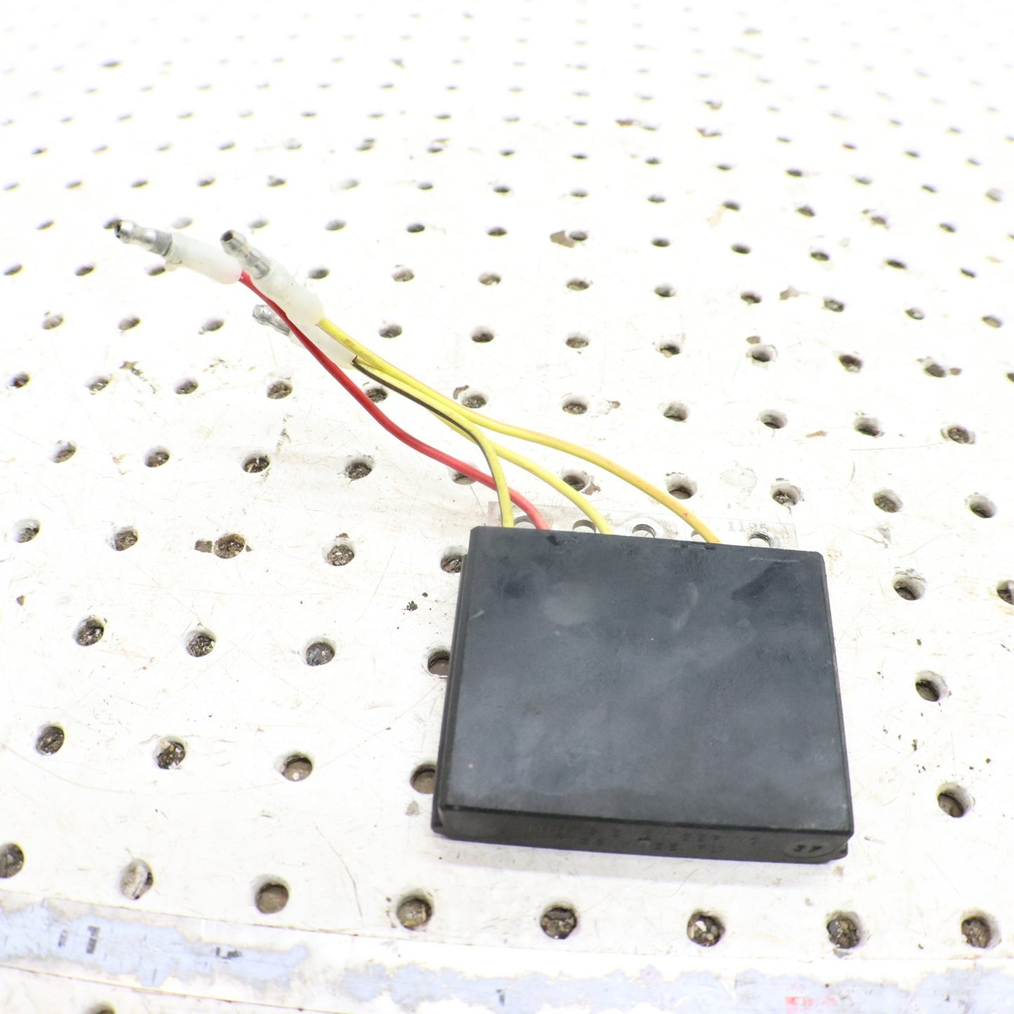 1995 Polaris Xplorer 400 Voltage Regulator 4060113 2205046 LR-35