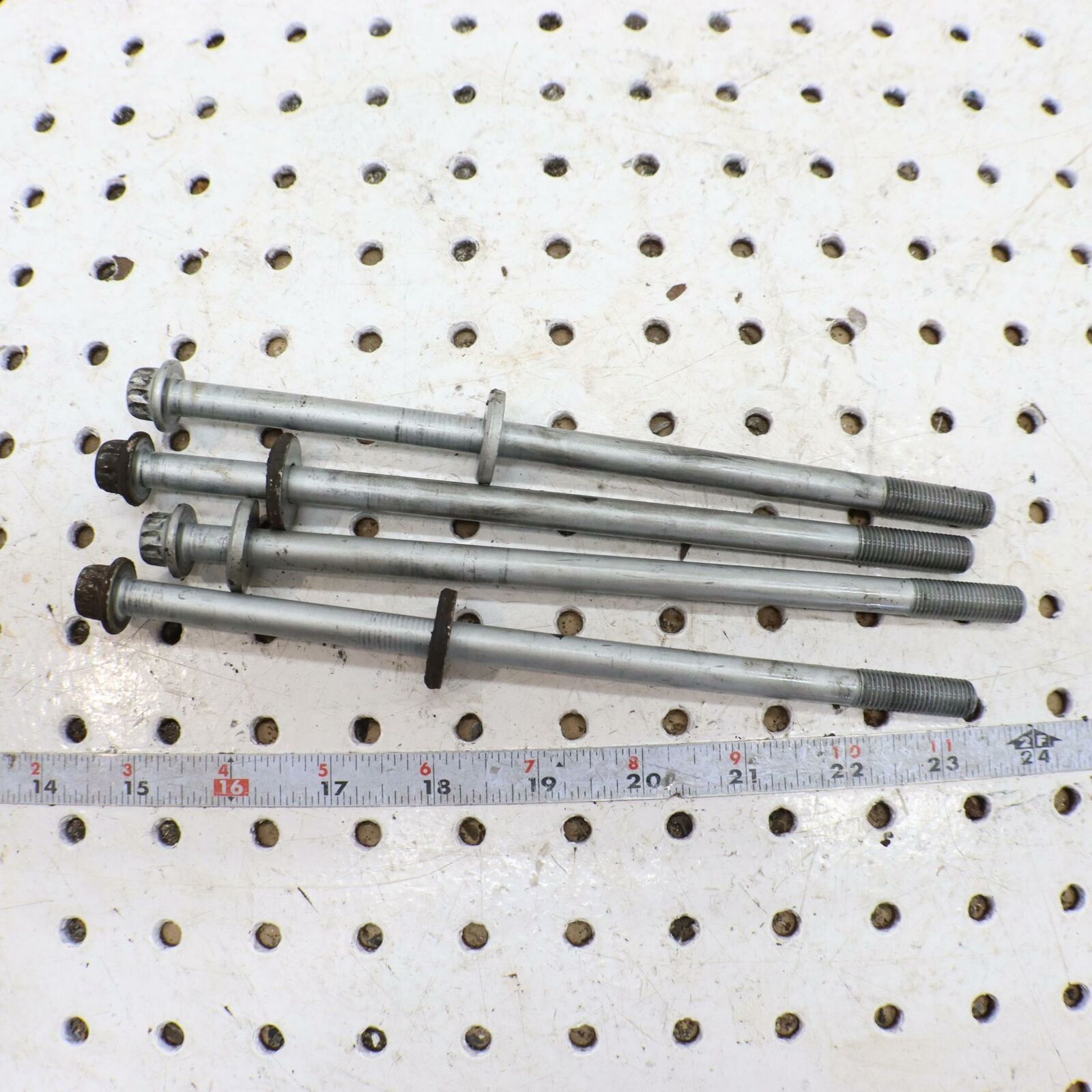 2000 POLARIS MAGNUM 325 CYLINDER HEAD BOLTS 3086418