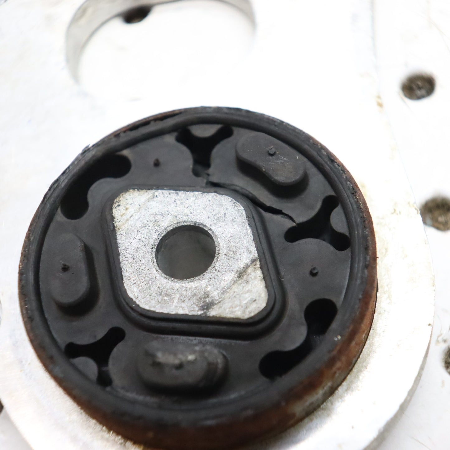 2009 Arctic Cat Crossfire R 8 Motor Engine Mount 0708-581