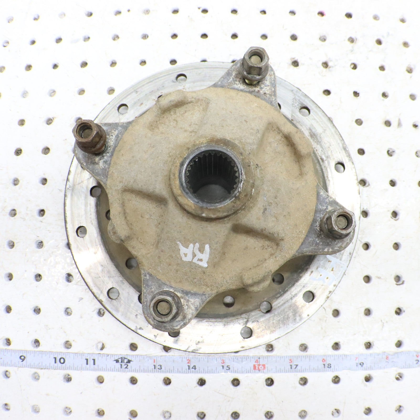 2009 Polaris Rzr 800 Wheel Hub REAR 5135113; 5143629