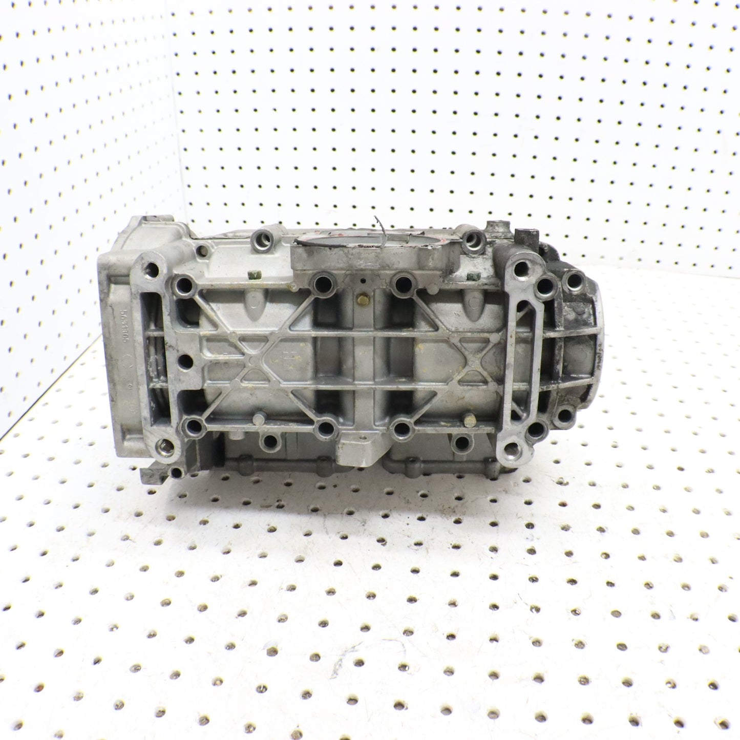 2007 Polaris Iq 600 Crankcase Engine Case Motor Case Crank Case 2203037; 1202738