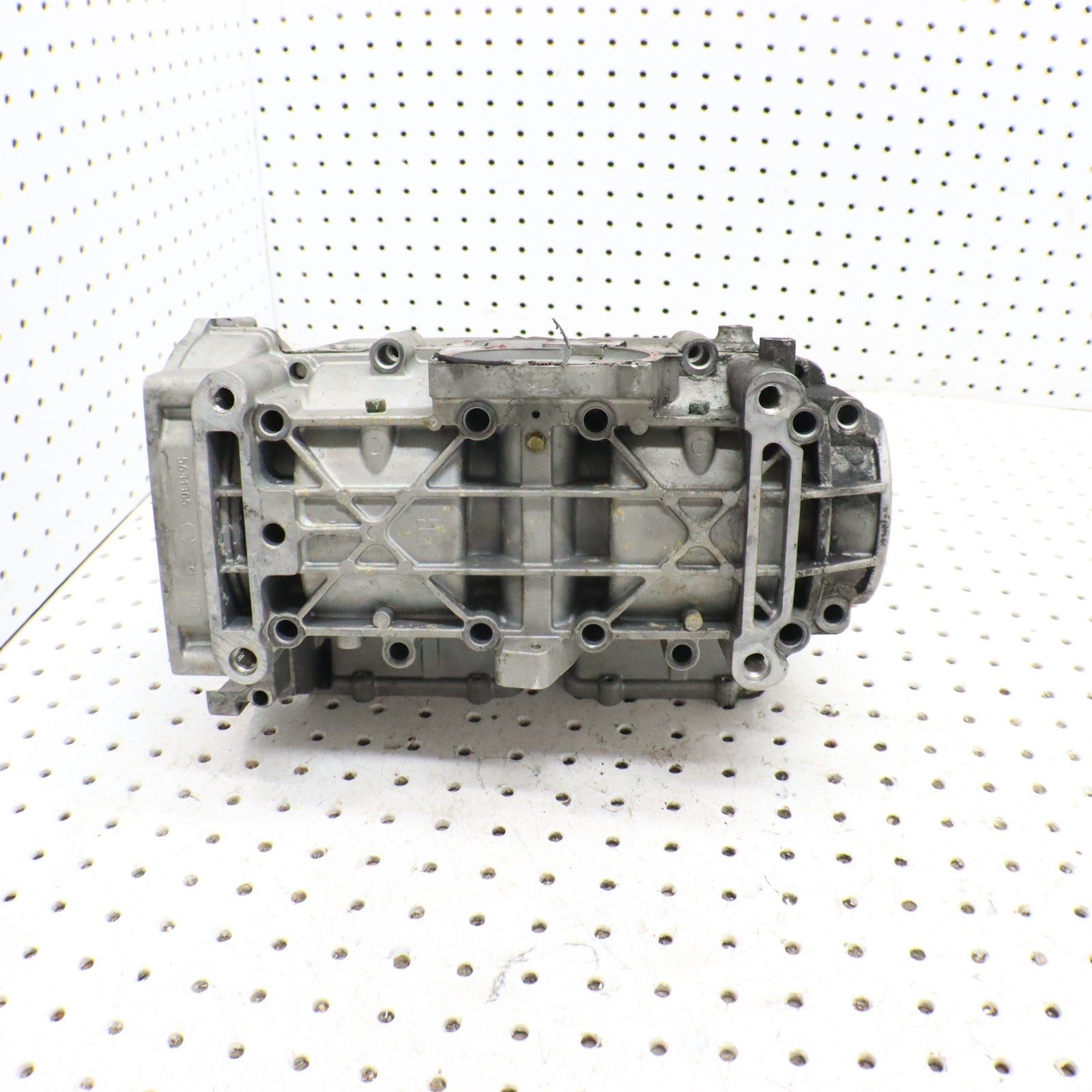 2007 Polaris Iq 600 Crankcase Engine Case Motor Case Crank Case 2203037; 1202738