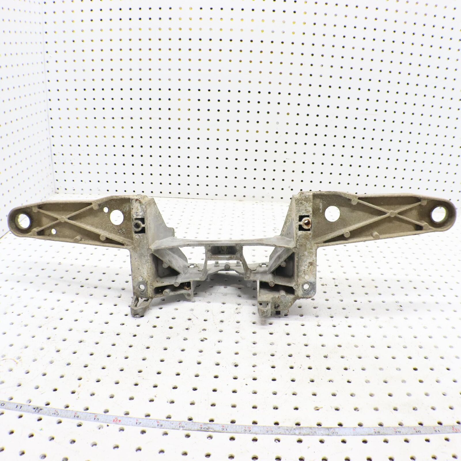 2013 POLARIS SPORTSMAN 550 BULKHEAD FRAME SUPPORT RACK MOUNT  5632354