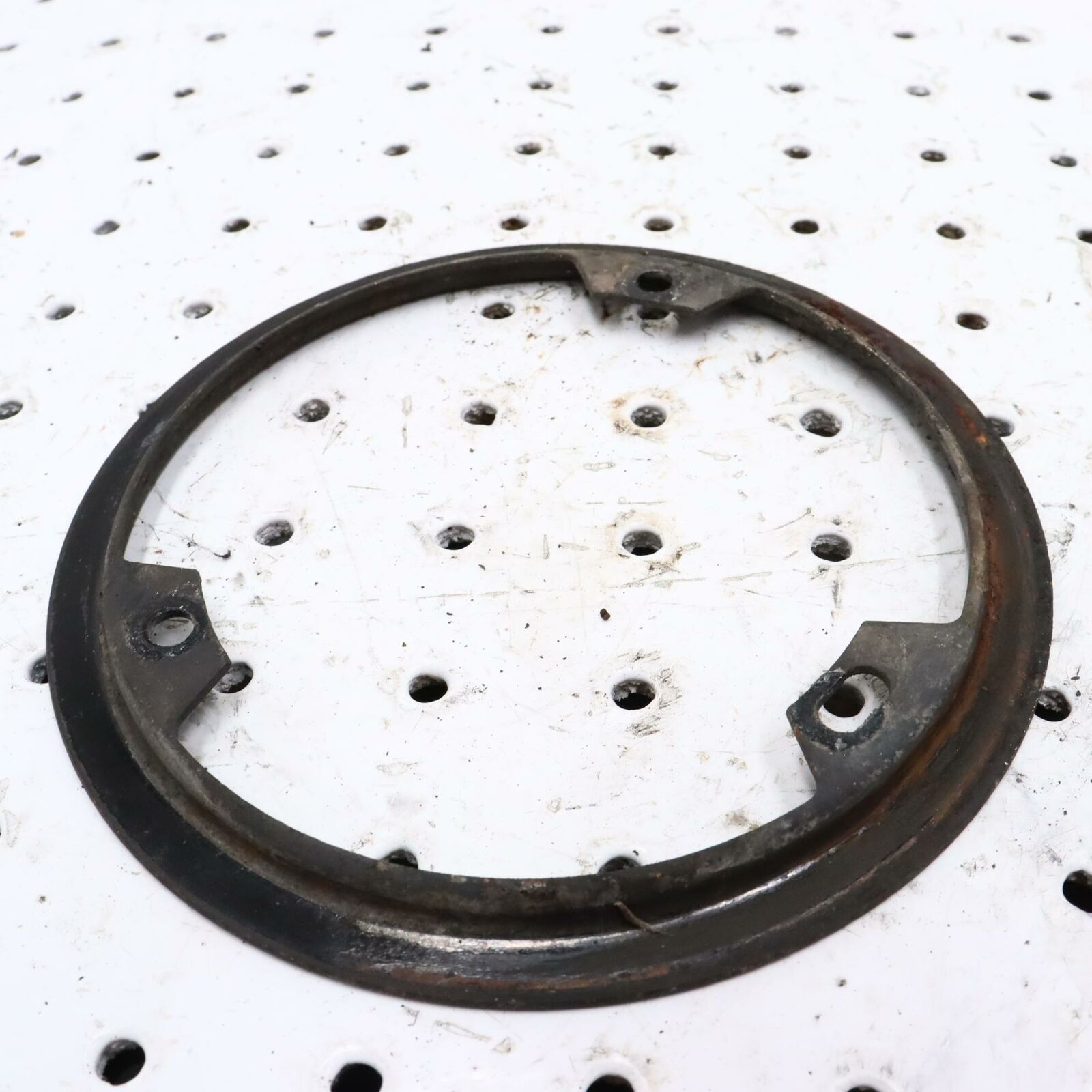 2000 POLARIS SPORTSMAN 500 CLUTCH SEAL BRACKET 5240409-067; 5242046