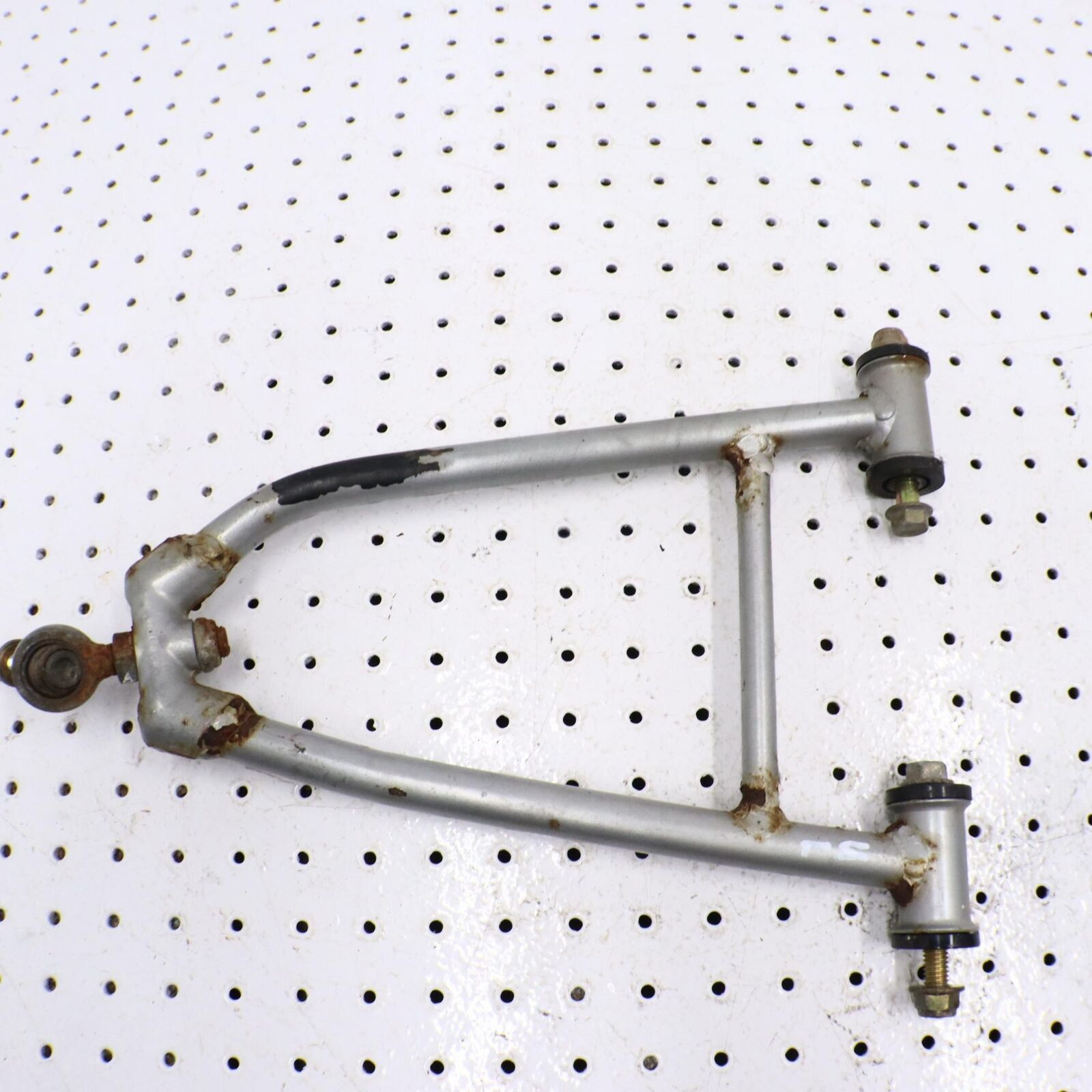 2006 POLARIS FUSION 700 FRONT UPPER LEFT CONTROL A ARM 2203019-385 