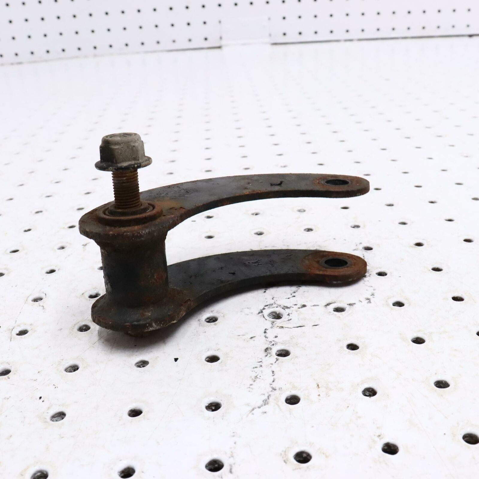 2007 POLARIS IQ 600 REAR SUSPENSION FRONTSHOCK PIVOT 1542059-067