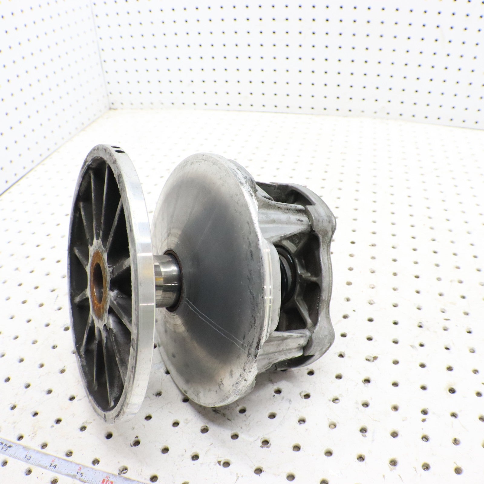 2007 Polaris Iq 600 Drive Clutch Primary Clutch 1321928; 1322565