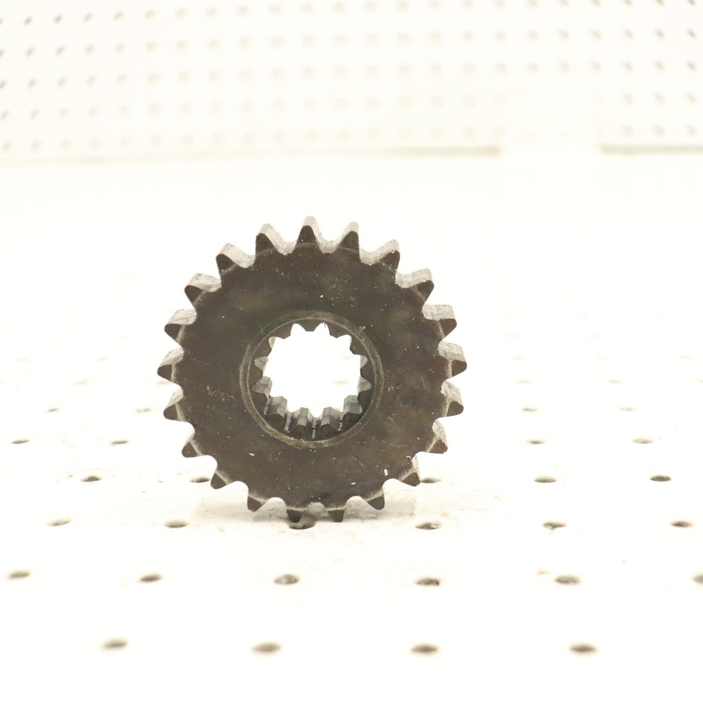 1995 Polaris Xcr 600 Chaincase Sprocket Gear Upper 3221035; 0107-408 21T 11W