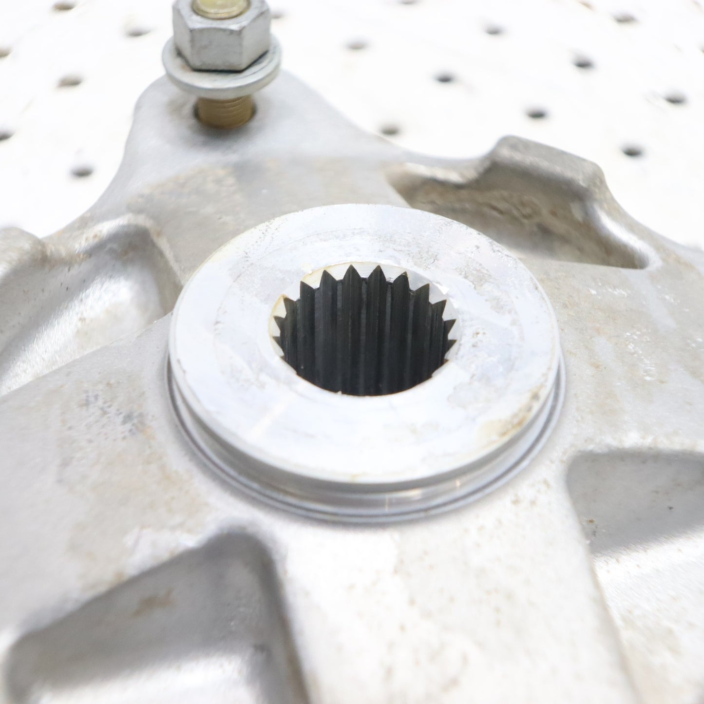 2024 Polaris Sportsman 570 Efi Eps FRONT Wheel Hub 5143612