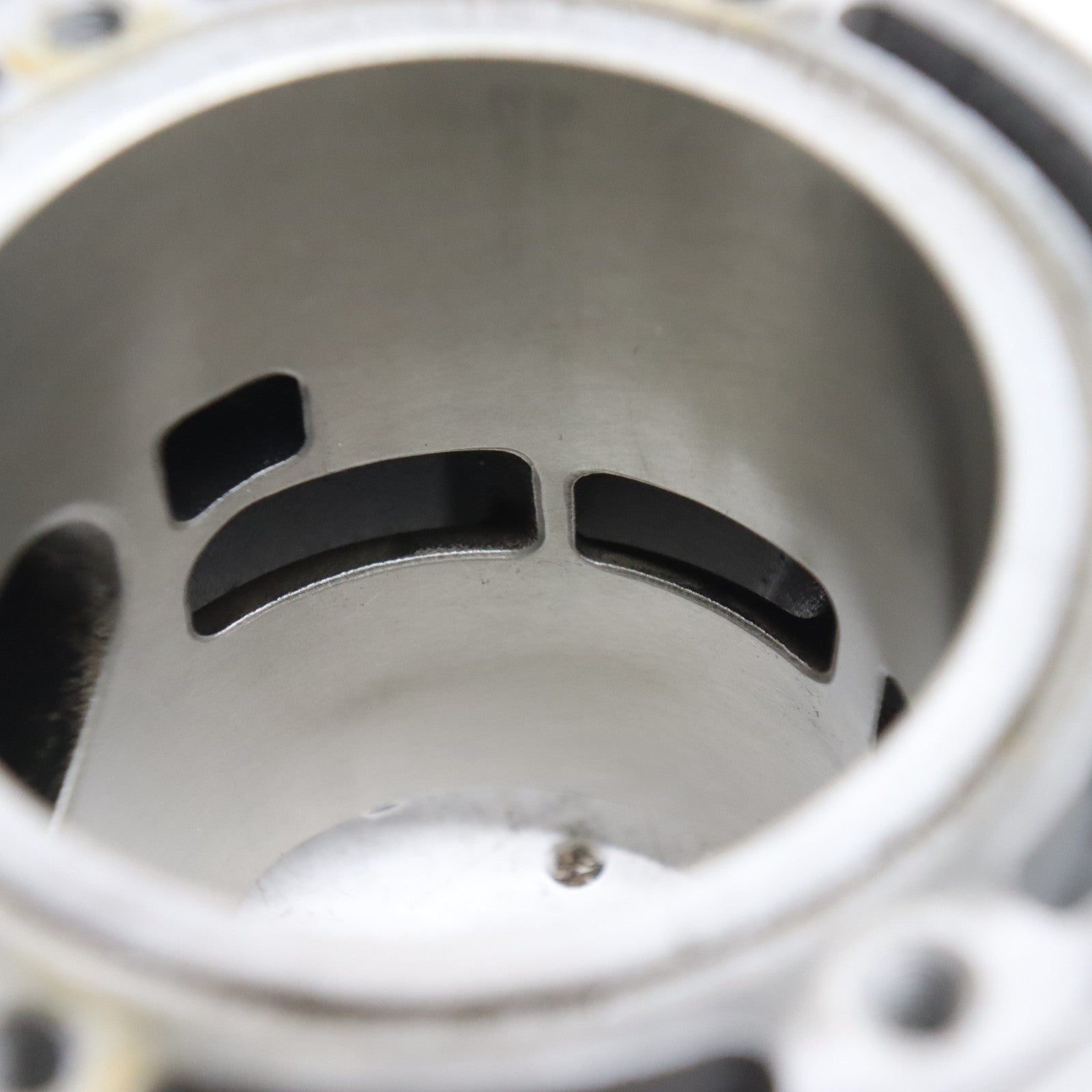 2007 Polaris Iq 600 Cylinder Jug 3021542