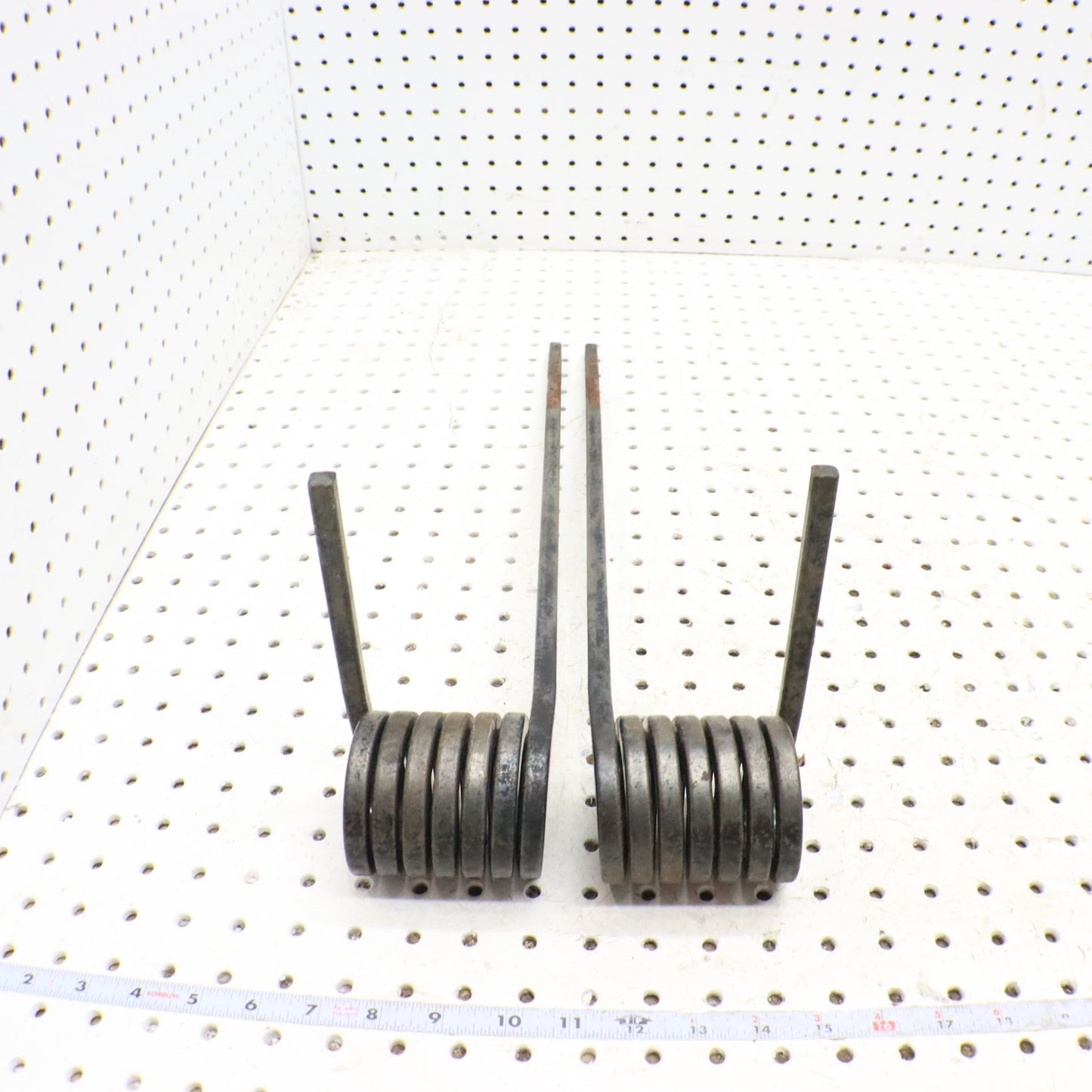 2009 Arctic Cat Crossfire R 8 Rear Suspension Torsion Springs 1704-577; 1704-576