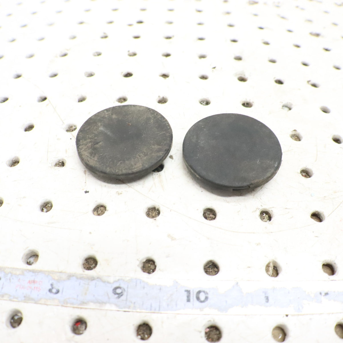 2007 Arctic Cat F6 Idler Wheel Bogie Wheel Cap QTY (2) 1604-952