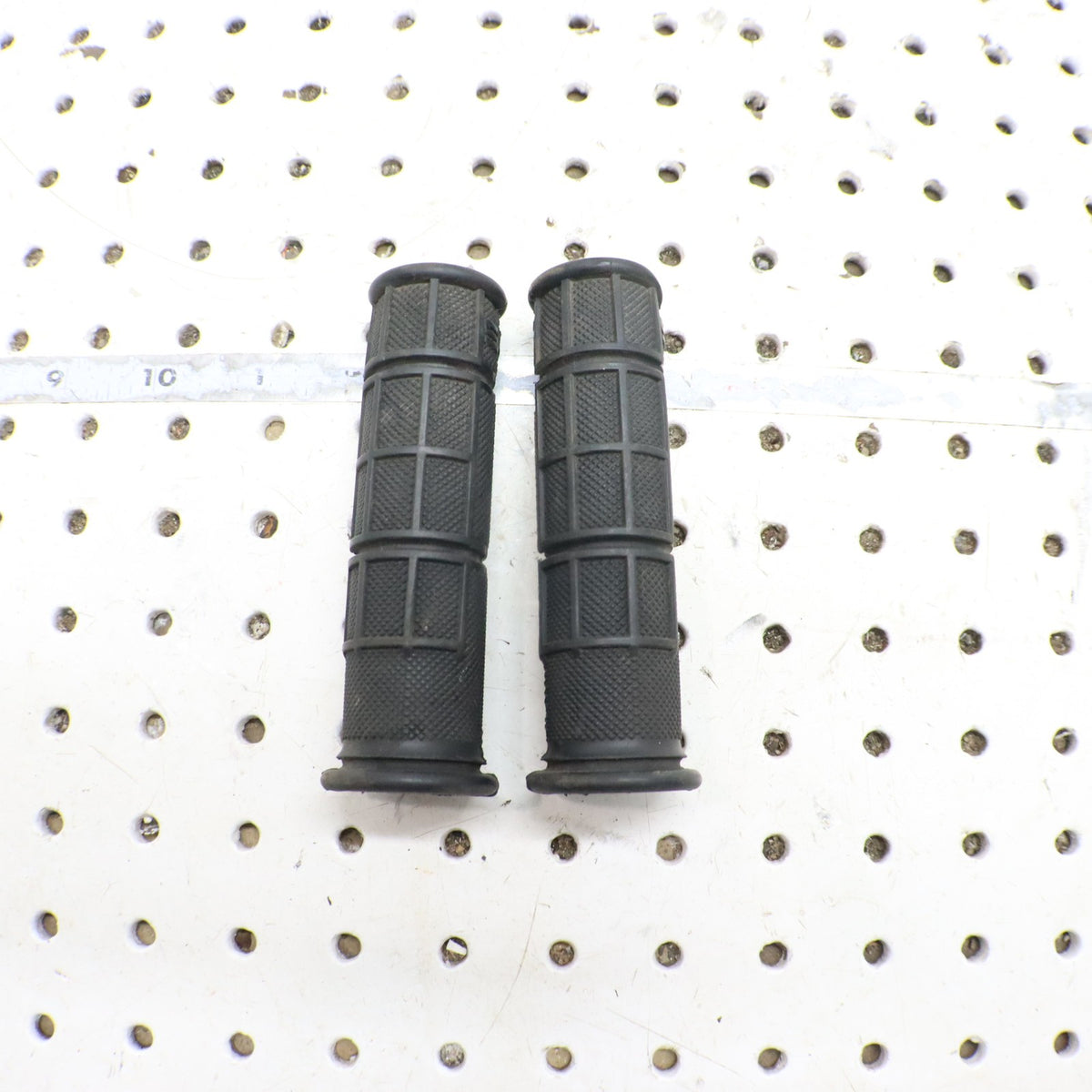 2017 Polaris Sportsman 450 Handlebar Grips 5413578-070