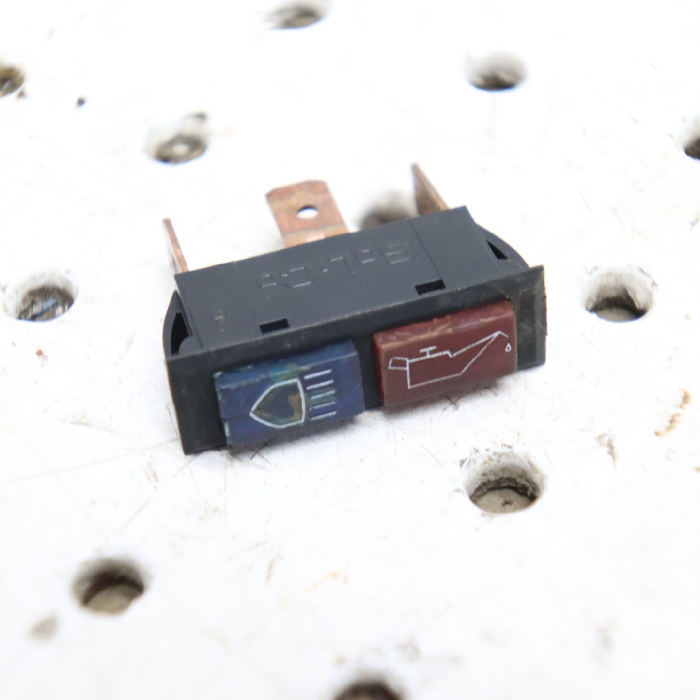 1995 Polaris Xplorer 400 Indicator Light INDIC LOW OIL&HI-BEAM. 4040052